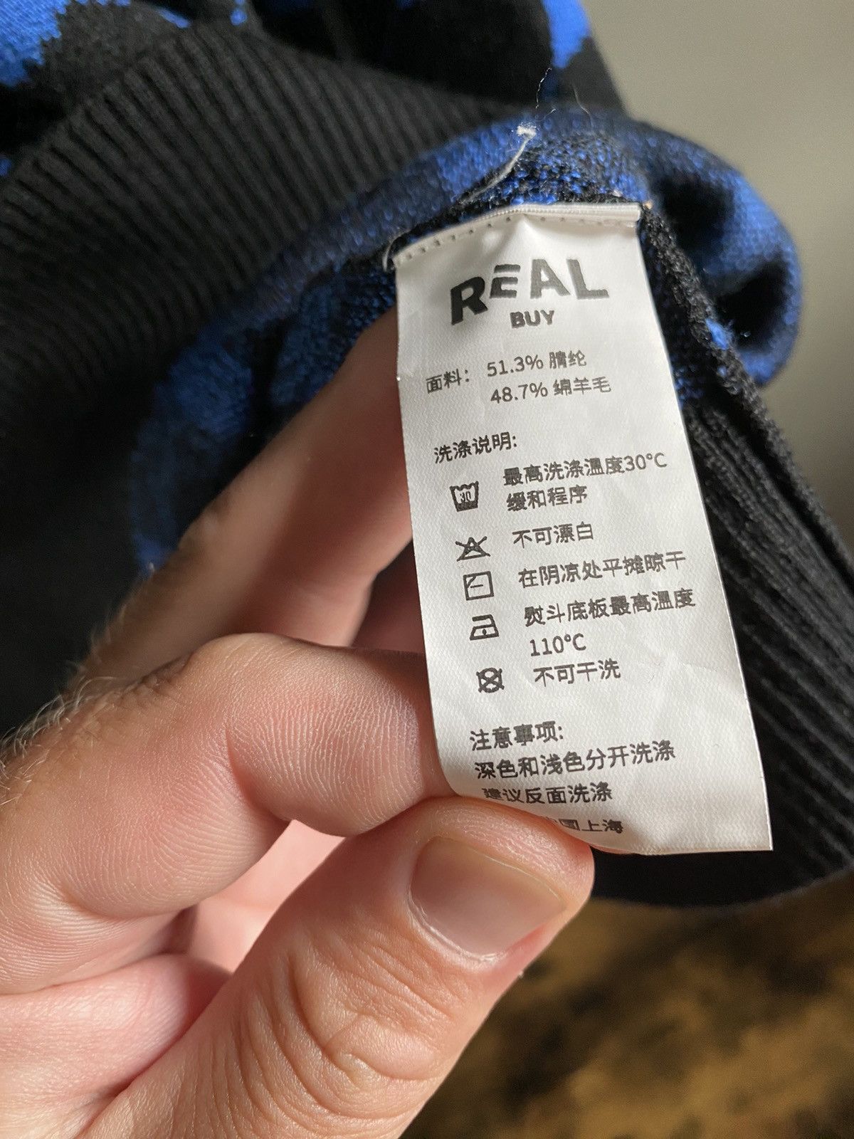 Other The Real Buy Ghost Knit Sweater in Black & Blue Size US M / EU 48-50 / 2 - 5 Thumbnail