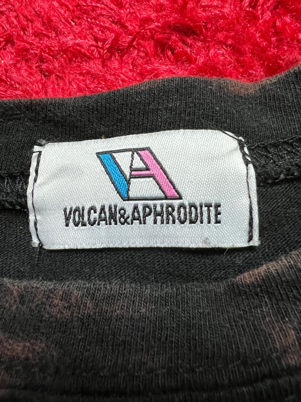 Japanese Brand Volcan & Aphrodite Fucking Awesome Tee Streetwear Size US L / EU 52-54 / 3 - 8 Thumbnail