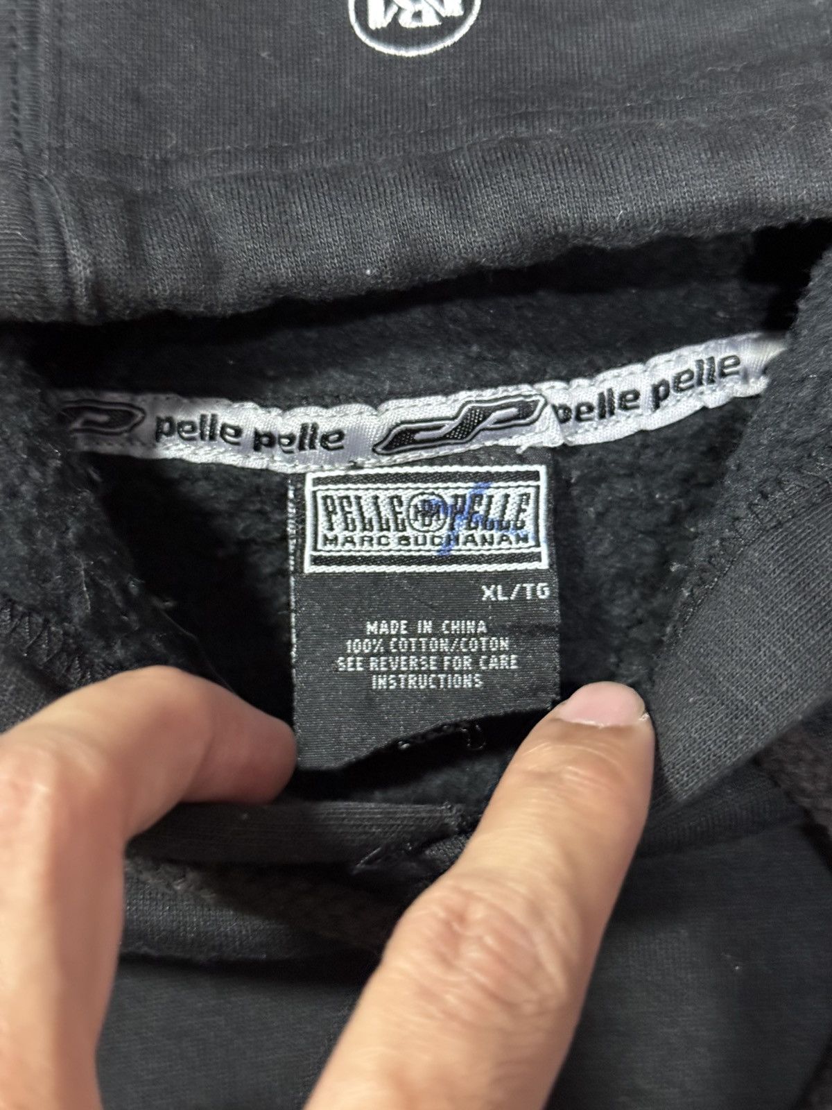 Pelle Pelle Rare Vintage 90s Pelle Pelle Hoodie Spellout Big logo Size US XL / EU 56 / 4 - 5 Thumbnail