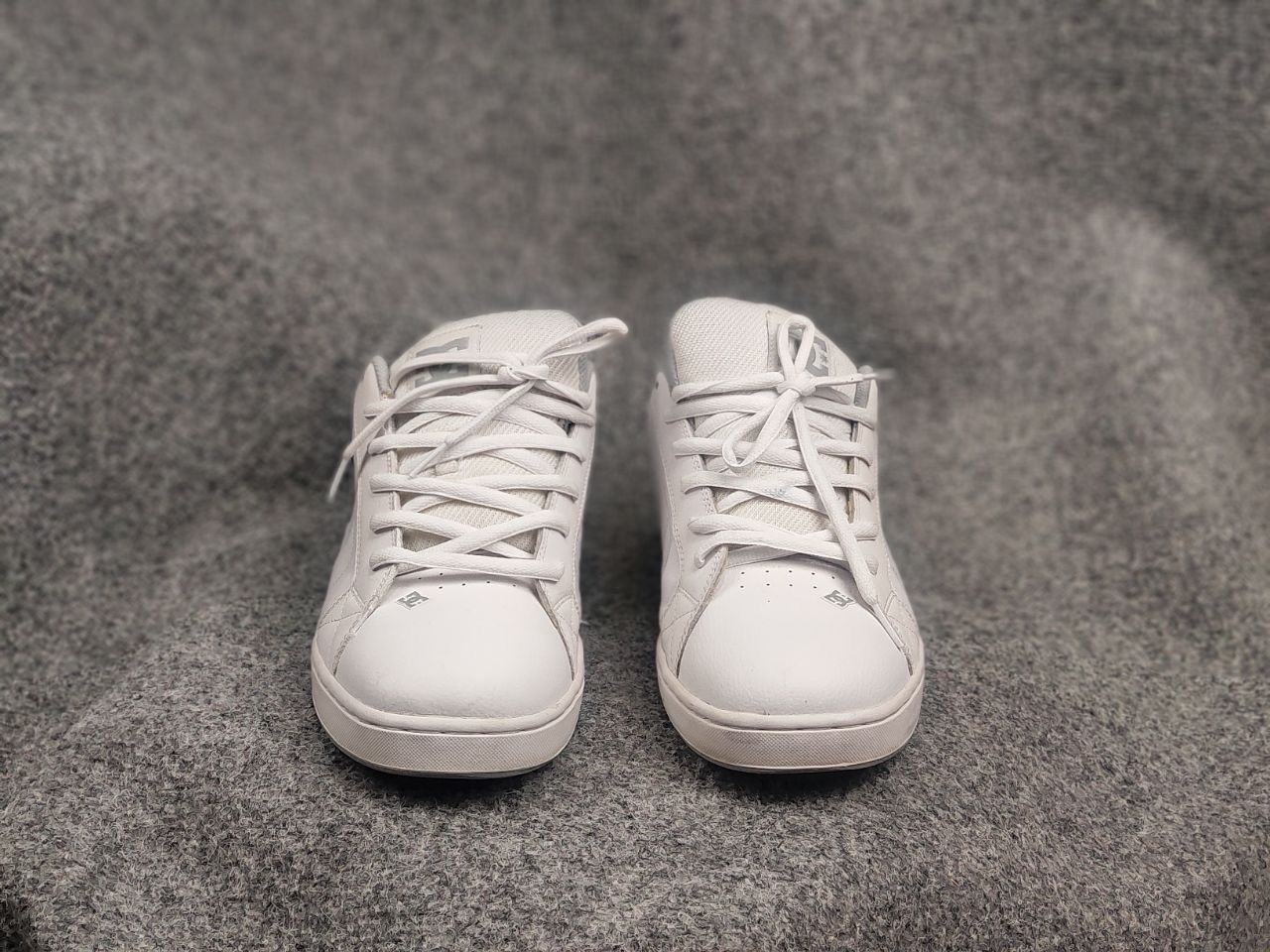 DC DC scarpe Net court graffik Oversized Sneakers Vintage Y2K Size US 13 / EU 46 - 9 Thumbnail
