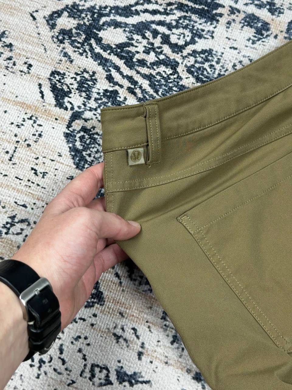 Lululemon Lululemon Luxury Sportswear Chino ABC Pants Size US 40 / EU 56 - 8 Thumbnail