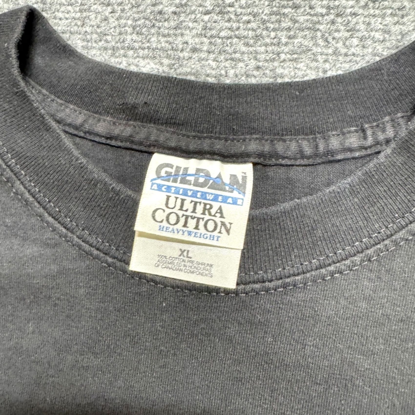 Gildan Y2K IYDKYDG T-shirt Mens XL Coke Drink Grunge Gildan Ultra Cotton Heavyweight Black Shirt Mens XL Size US XL / EU 56 / 4 - 3 Thumbnail