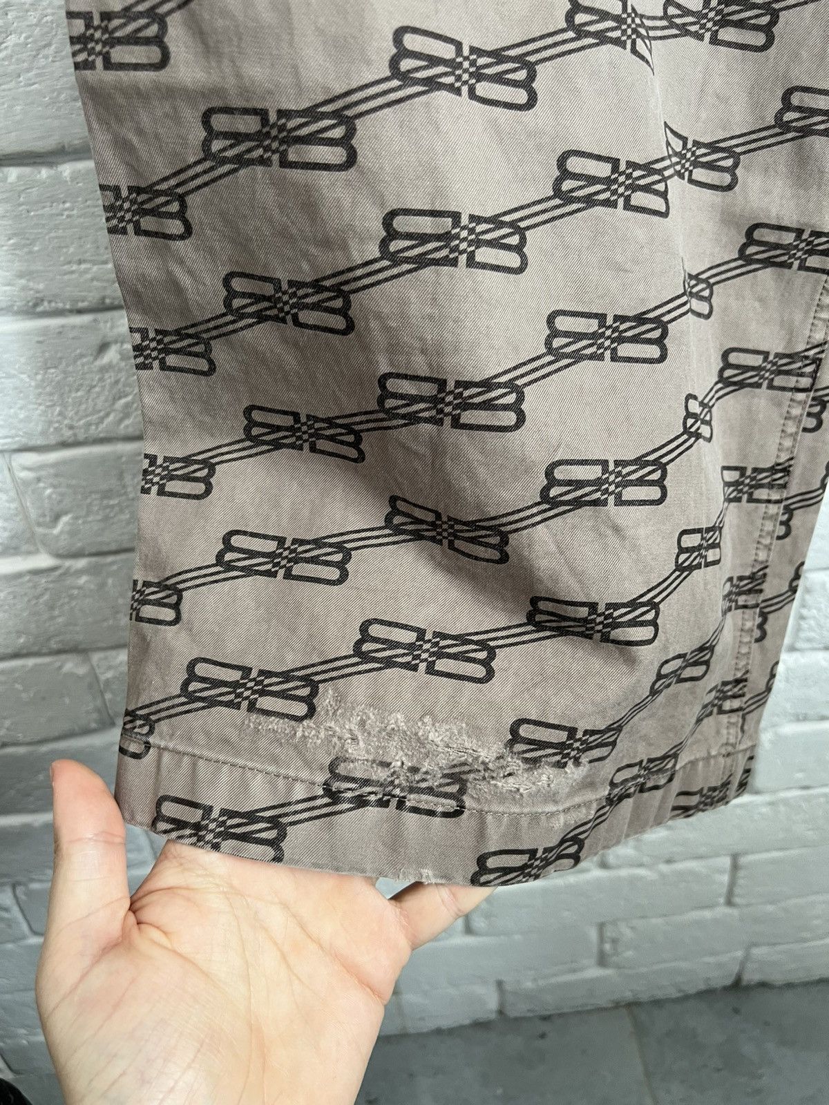 Balenciaga XS Detachable cargo pants Size US 30 / EU 46 - 5 Thumbnail