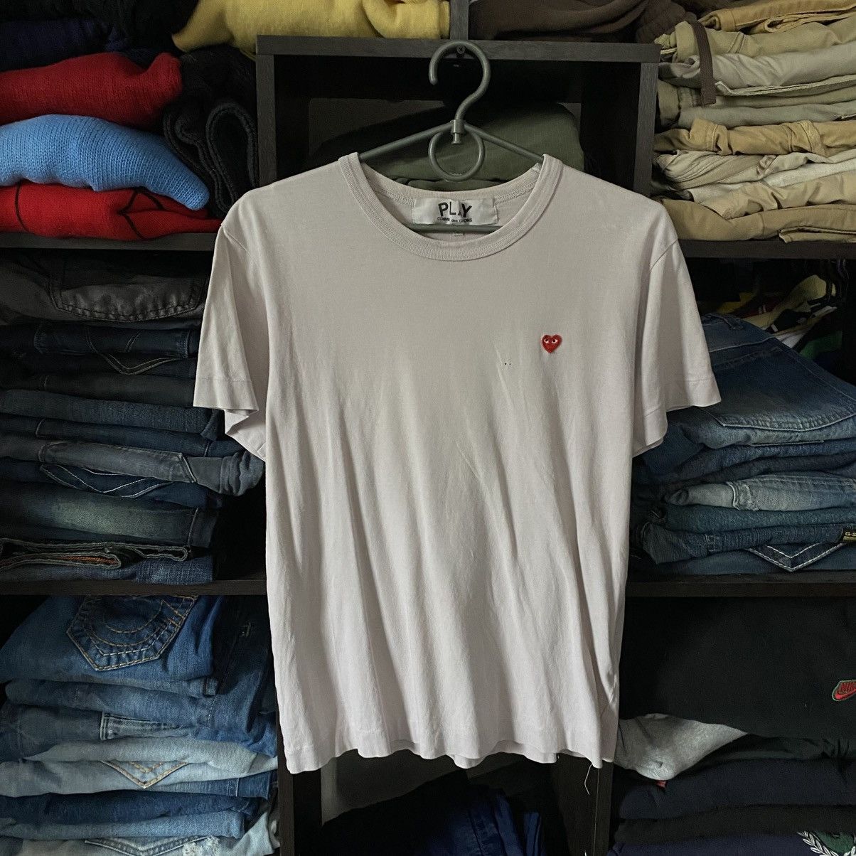Comme des Garcons PLAY Luxury Play Comme Des Garcons Small logo y2k opium tee sizeS Size S / US 4 / IT 40 - 1 Thumbnail