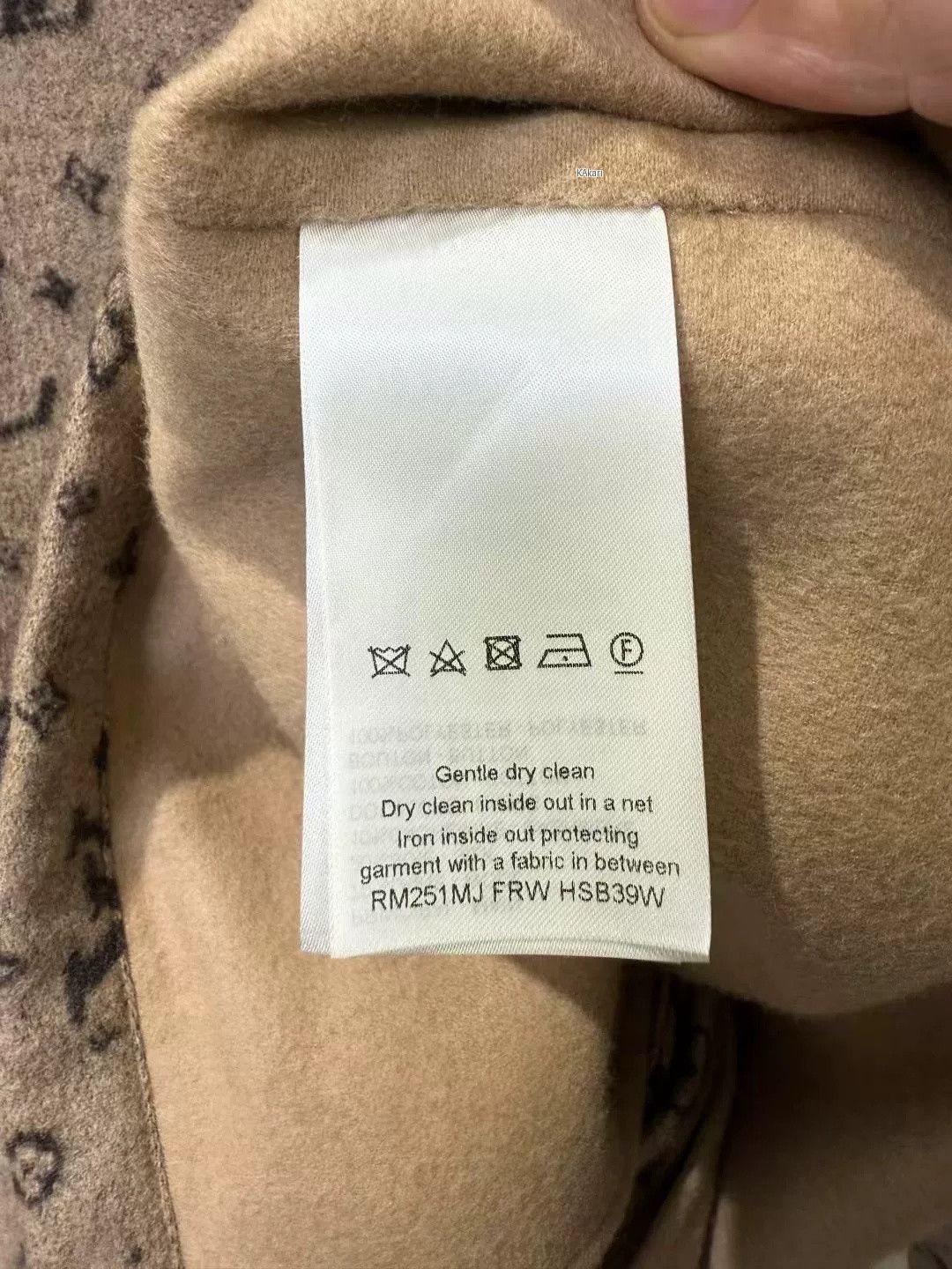 Louis Vuitton Louis Vuitton Full Logo Cashmere Jacket Size US L / EU 52-54 / 3 - 3 Thumbnail