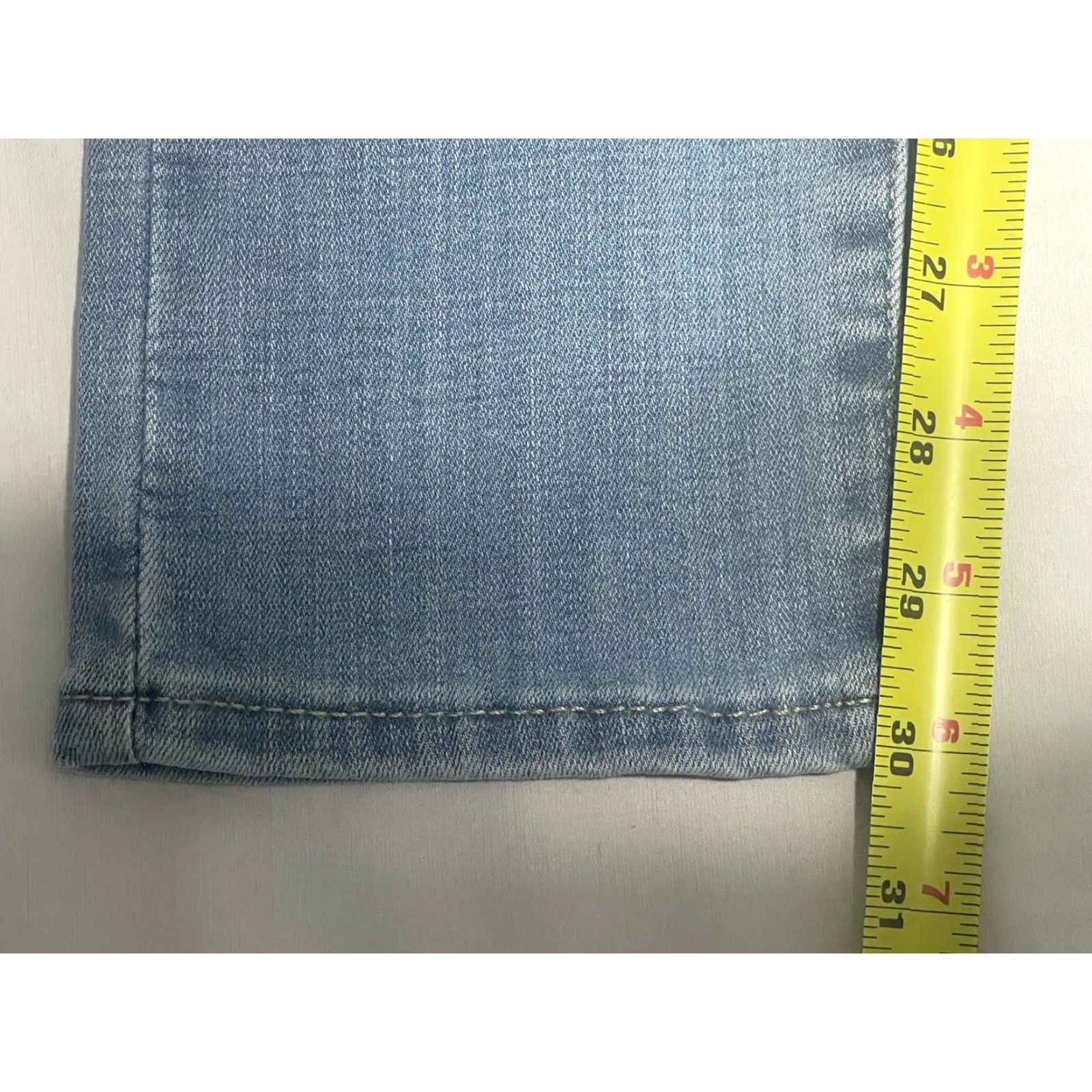 Levi's Levi's 311 Shaping Skinny Jeans 28x30 Slim Mid Rise Denim Blue Women's Regular Pants Slim Shaping Pockets Stretch Size 28" / US 6 / IT 42 - 6 Thumbnail