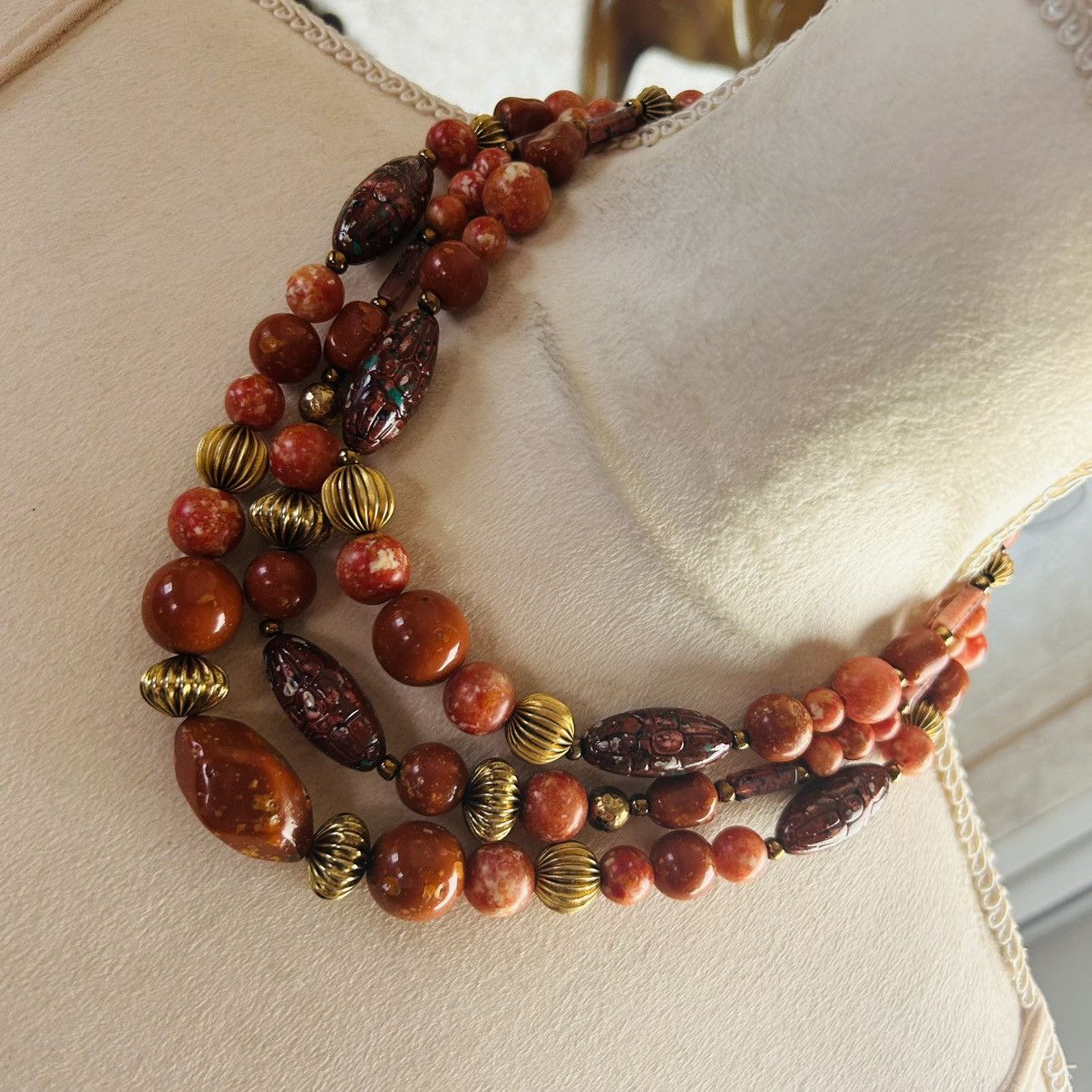 Vintage Vintage Joy S triple strand beaded necklace Size ONE SIZE - 1 Thumbnail