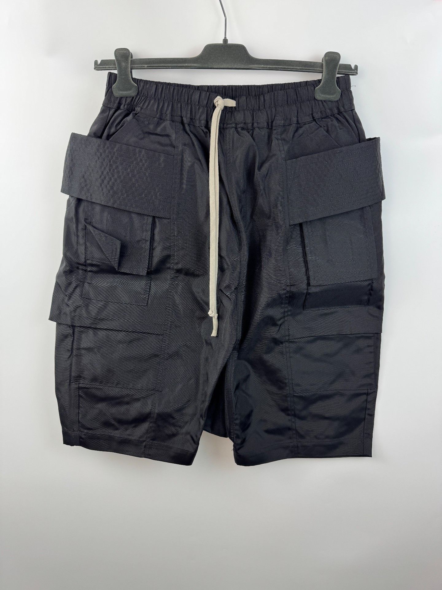Rick Owens × Rick Owens Drkshdw PODS CARGO SHORTS - MADE IN JAPAN