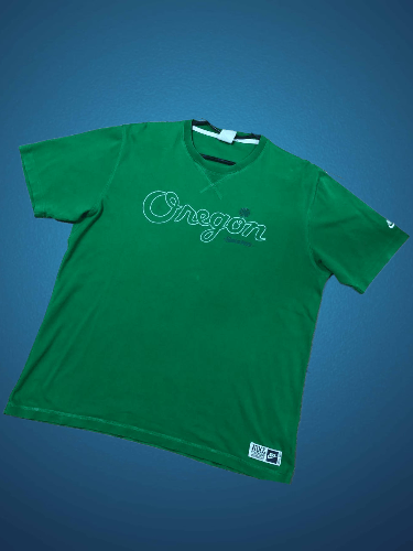 Nike Vintage Nike Green Streetweat T-Shirt Size L Size US L / EU 52-54 / 3 - 1 Thumbnail