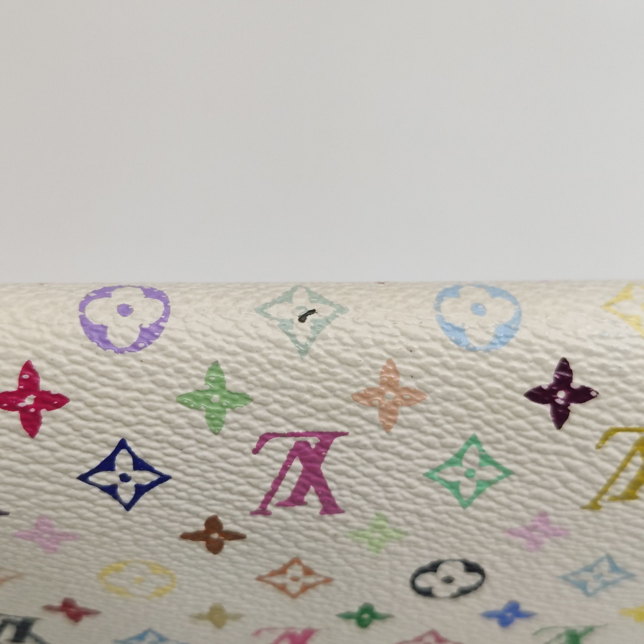 Louis Vuitton Louis Vuitton (LV) Insolite White Tricolor Zipper Wallet -y Size ONE SIZE - 6 Thumbnail