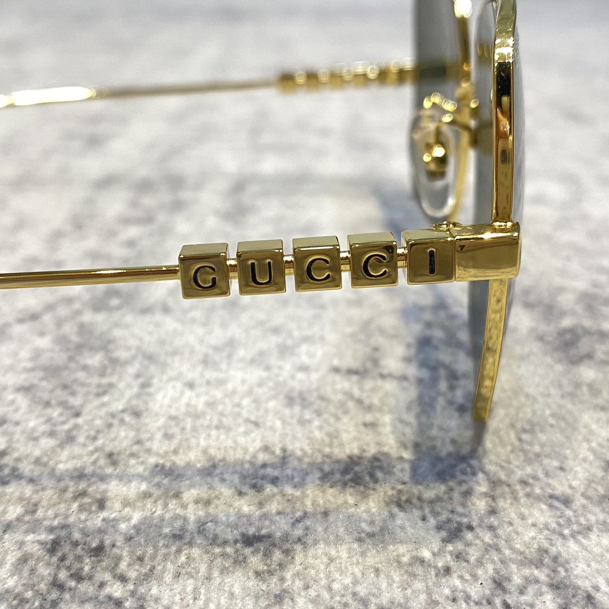 Gucci GUCCI GG1434S 001 Sunglasses GOLD Size ONE SIZE - 5 Thumbnail