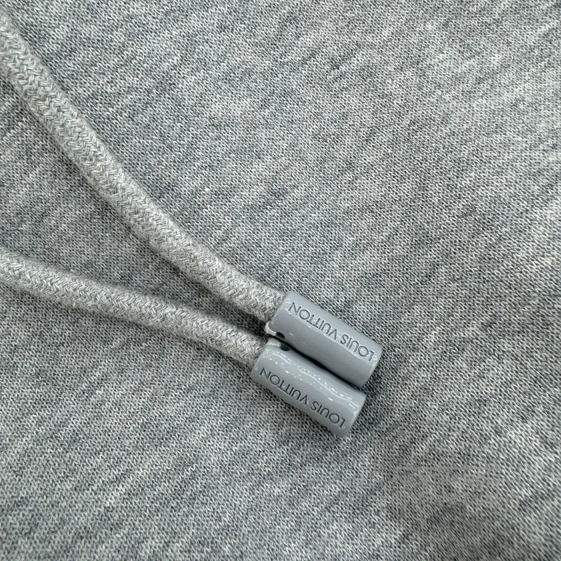 Louis Vuitton Louis Vuitton Tourist Fleece Hoodie. Size US M / EU 48-50 / 2 - 5 Thumbnail