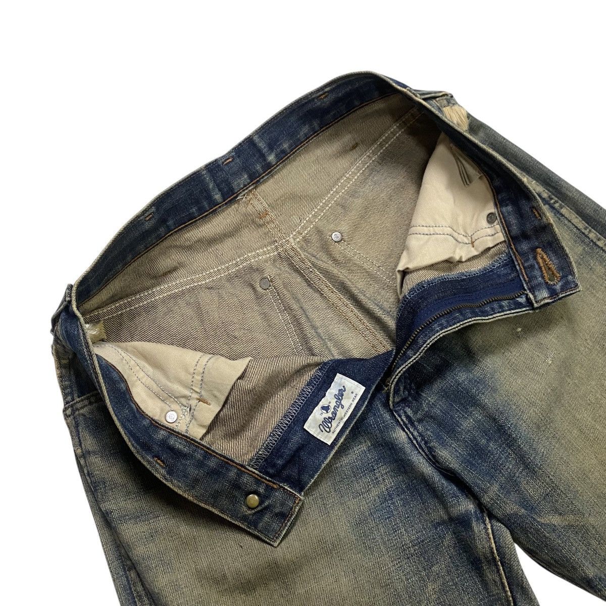 Vintage × Wrangler Wrangler distressed denim flare pant Size US 29 - 7 Thumbnail