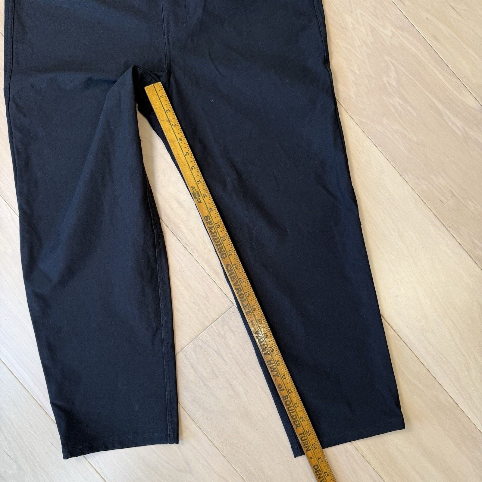 Lululemon Lululemon ABC Crop Pants 34 Black Athleisure Relaxed Size US 34 / EU 50 - 8 Thumbnail