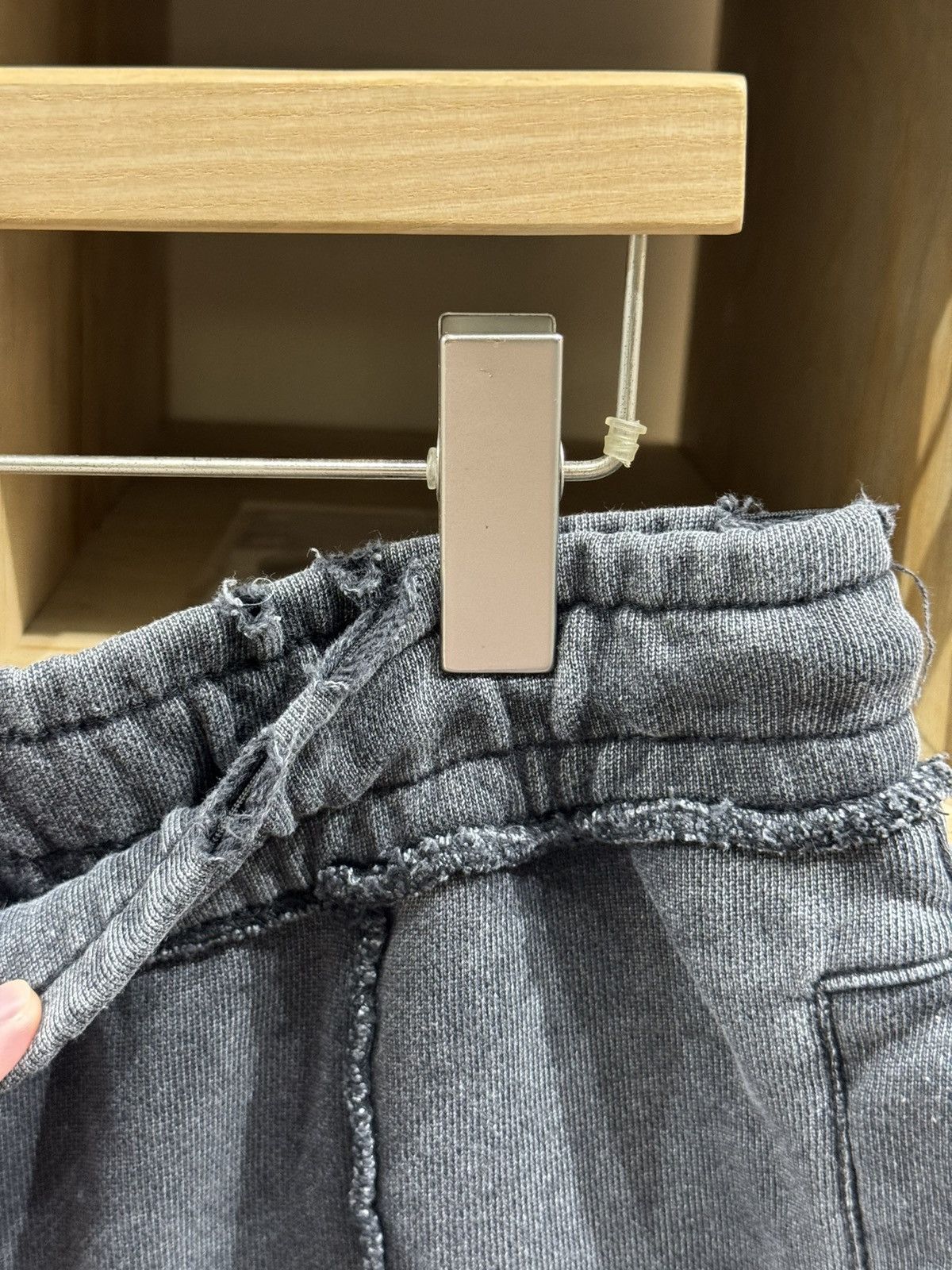Zara Zara Destroyed Shorts Size US 36 / EU 52 - 7 Thumbnail