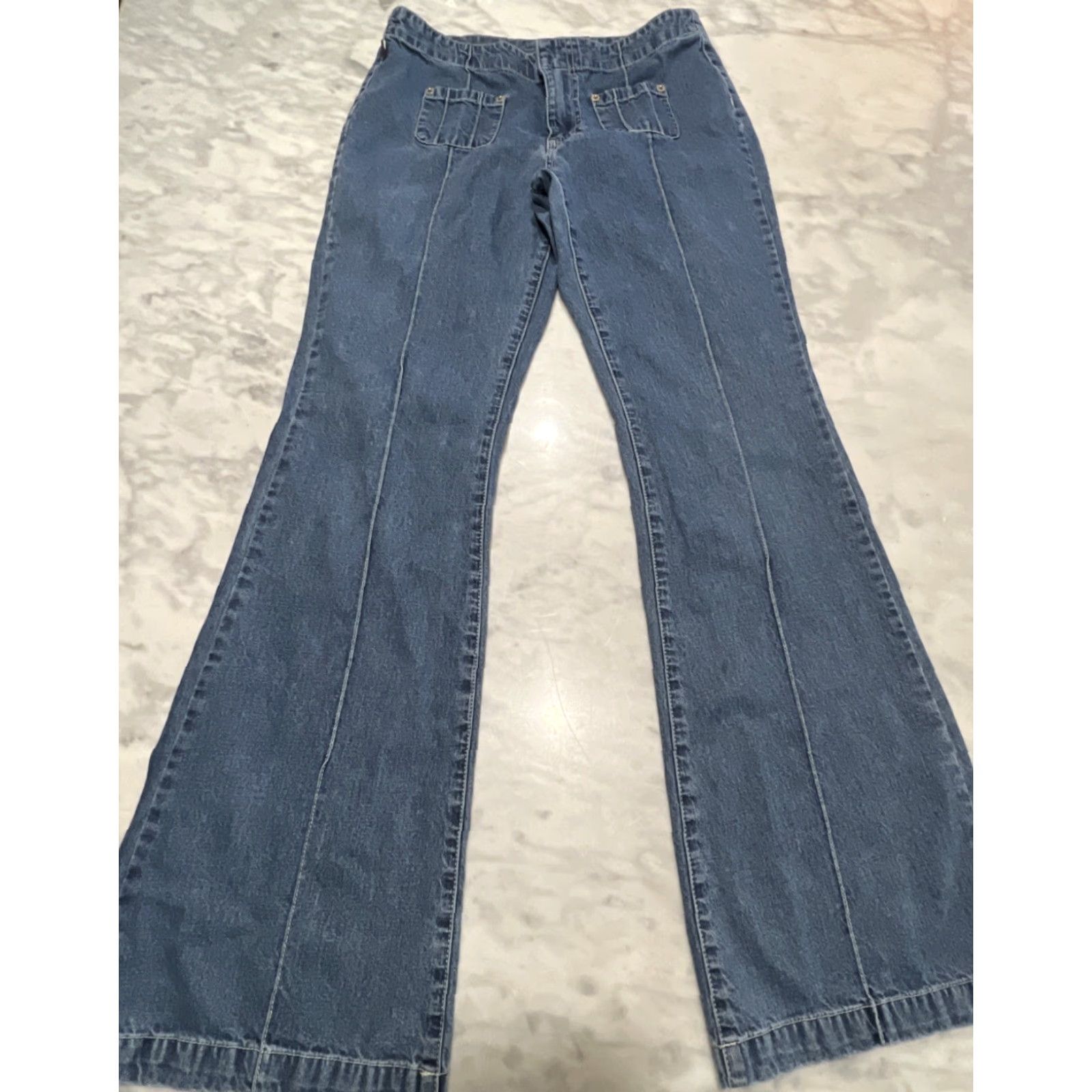 Tommy Hilfiger VINTAGE Tommy Hilfiger Jeans Womens 7 Bell Bottoms Bare Back Boho Cottagecore Bell Bottoms Denim 100% Cotton Blue Jeans Womens Mens? Size 28" / US 6 / IT 42 - 2 Thumbnail