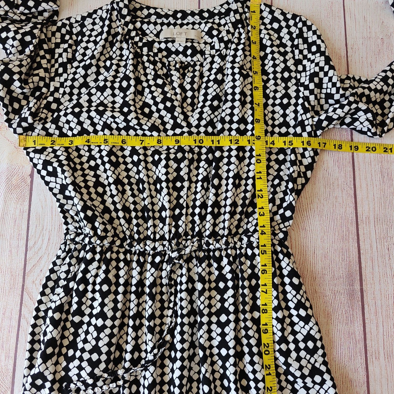 Loft Ann Taylor LOFT diamond print tie waist shirt dress sz SP Size S / US 4 / IT 40 - 6 Thumbnail