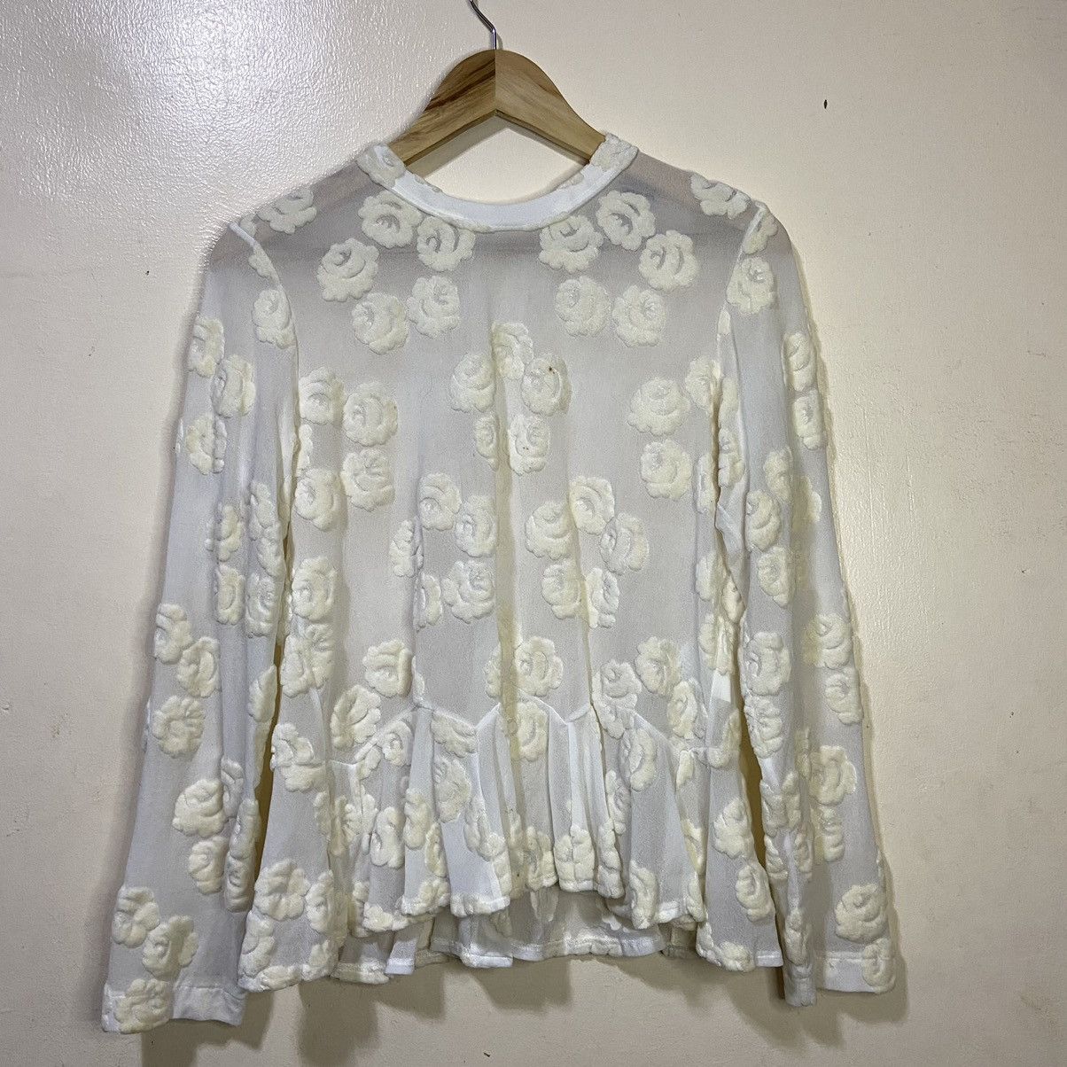 Tricot Comme des Garcons Comme des Garcons Tricot Flower Design Mesh Long Sleeve Tops Size M / US 6-8 / IT 42-44 - 15 Thumbnail