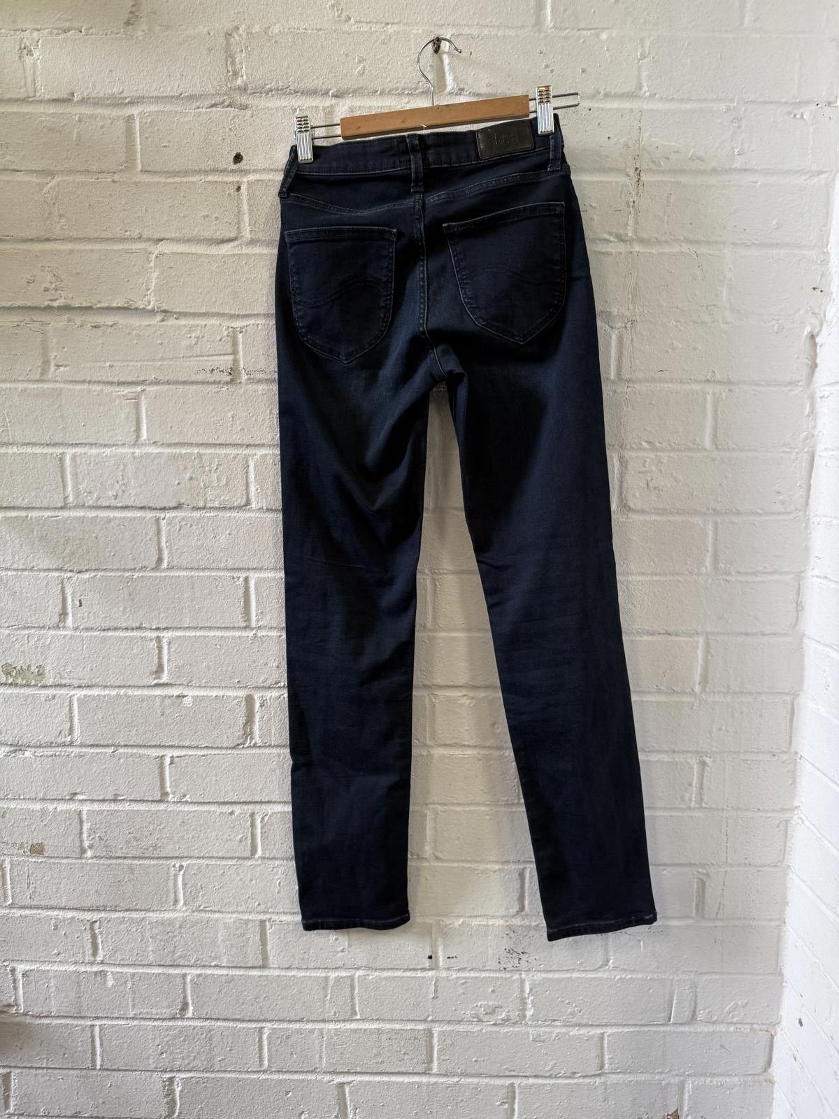 Lee Lee Women's Skinny Jeans Dark Wash Size XS Size 26" / US 2 / IT 38 - 2 Thumbnail