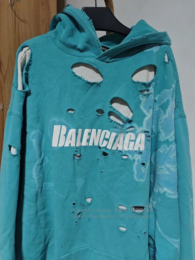 Balenciaga Balenciaga Ripped Hoodie Size US M / EU 48-50 / 2 - 1 Thumbnail