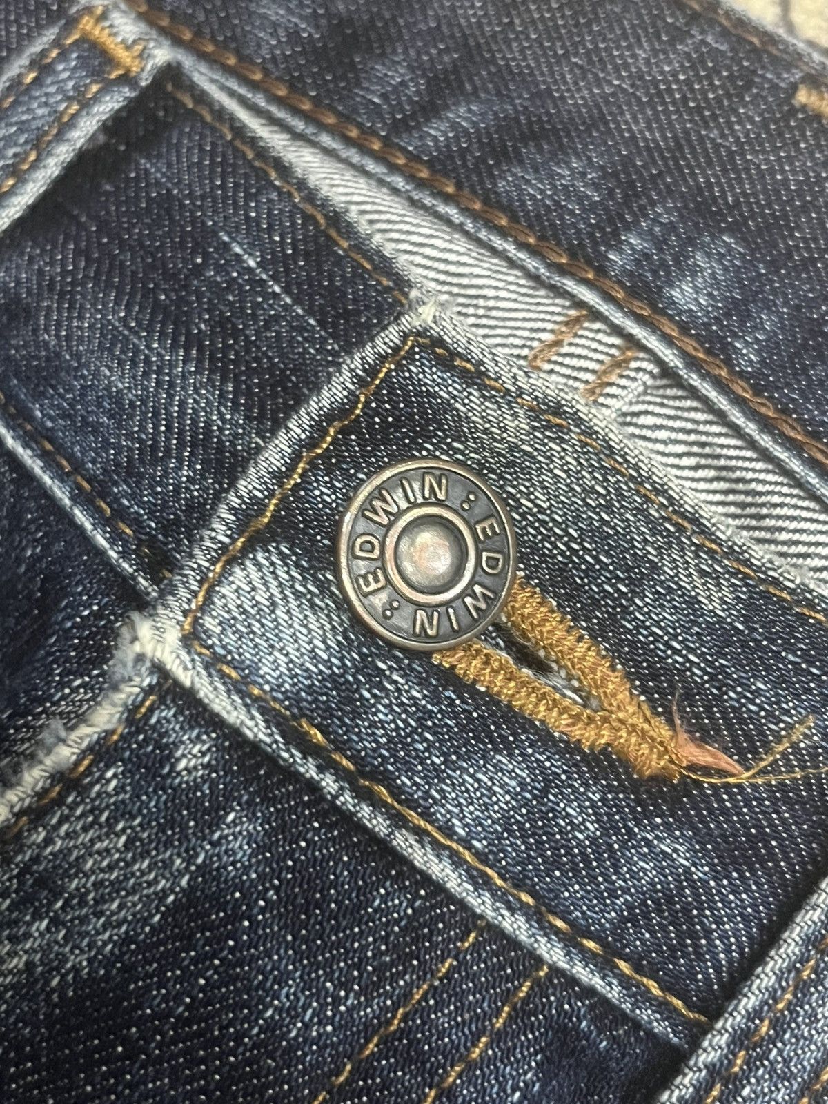 Edwin Edwin 503ZZ Dark Blue Faded Whisker Ripped Straight Leg Jean Size US 31 - 5 Thumbnail