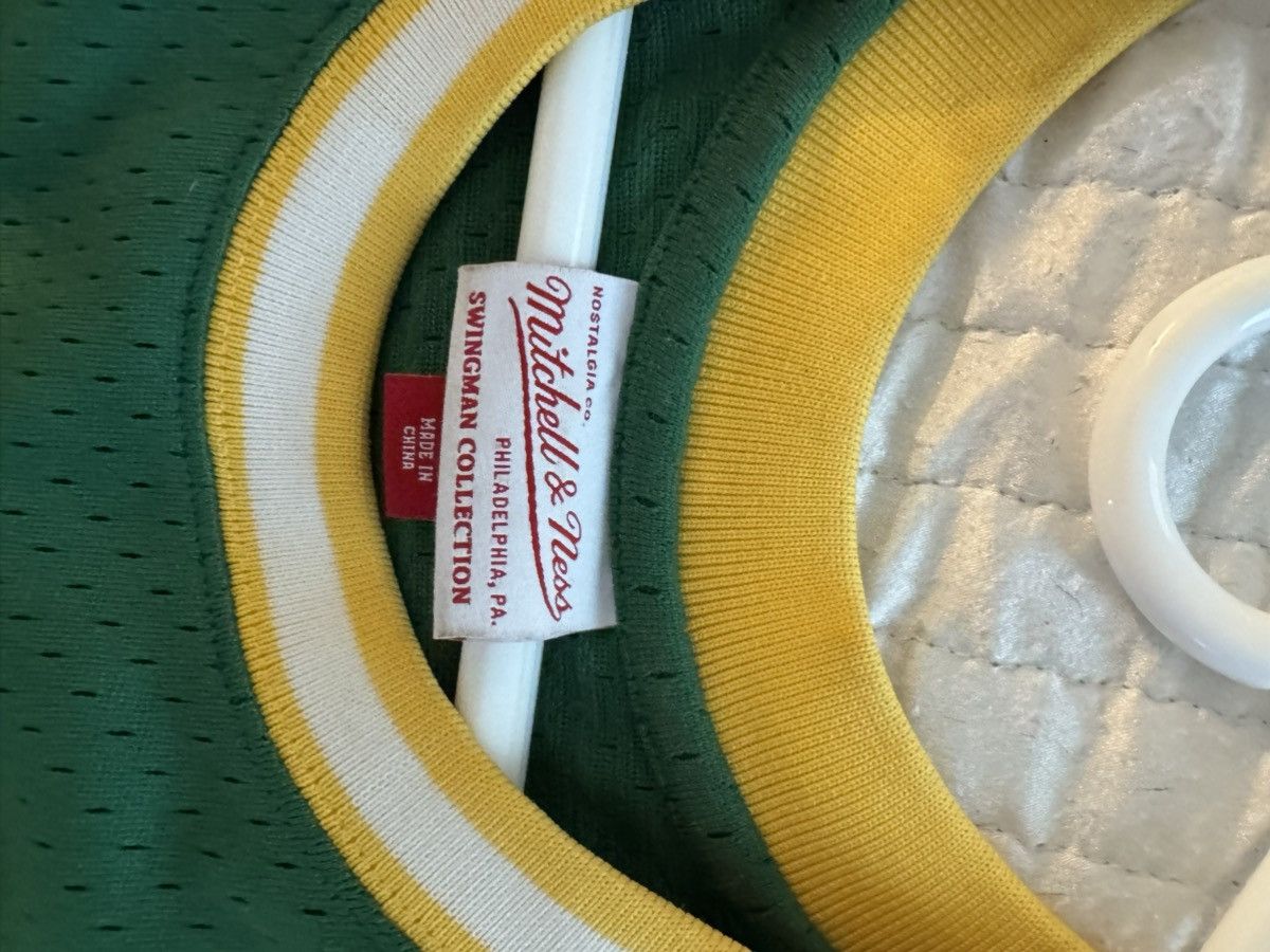 Mitchell & Ness Shawn Kemp Sonics Jersey 94-95 Mitchess & Ness Sal Size US L / EU 52-54 / 3 - 5 Thumbnail