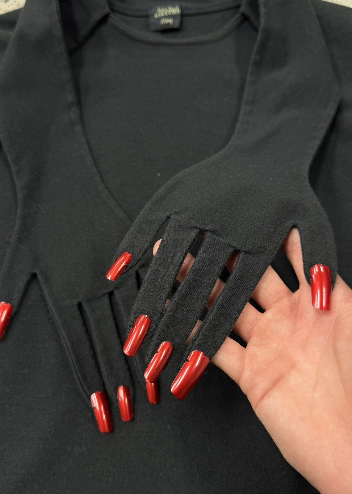 Jean Paul Gaultier Vintage Jean Paul Gaultier Femme ‘Hands’ Acrylic Nails Top Size US M / EU 48-50 / 2 - 2 Thumbnail