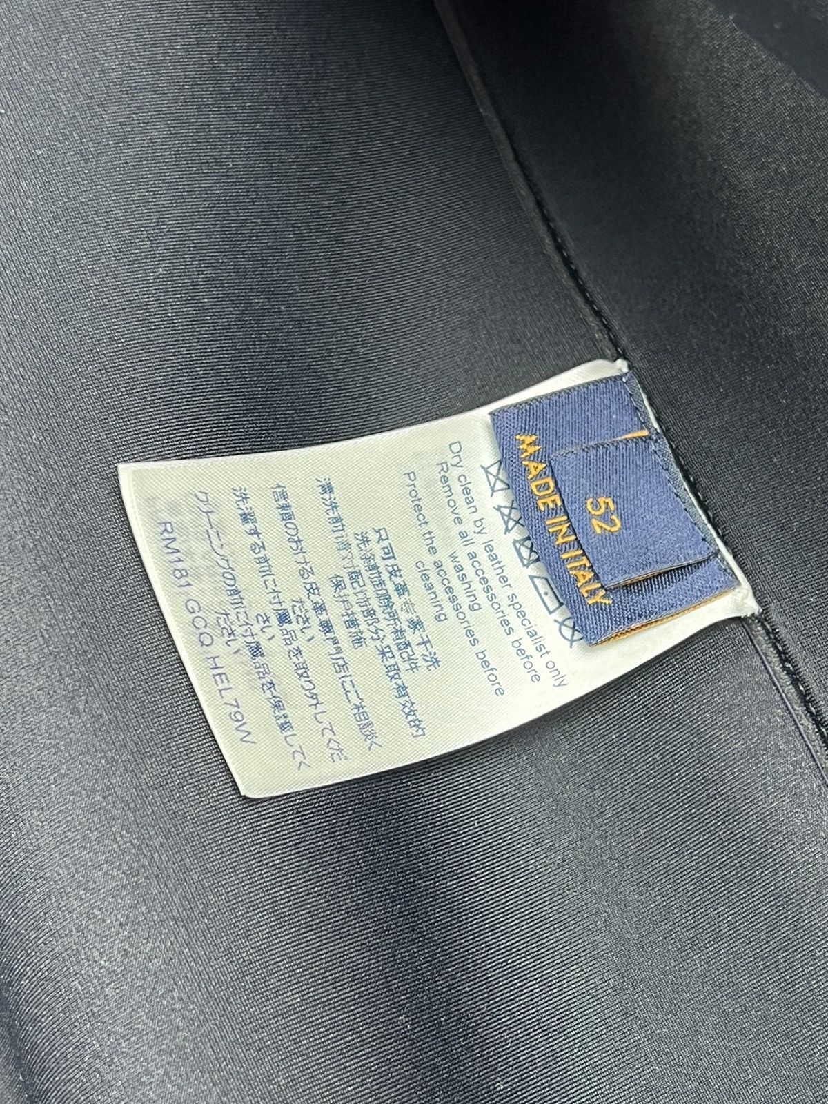Louis Vuitton Louis Vuitton Leather Dark Blue Hooded Zip Up Jacket Size L Size US L / EU 52-54 / 3 - 19 Thumbnail