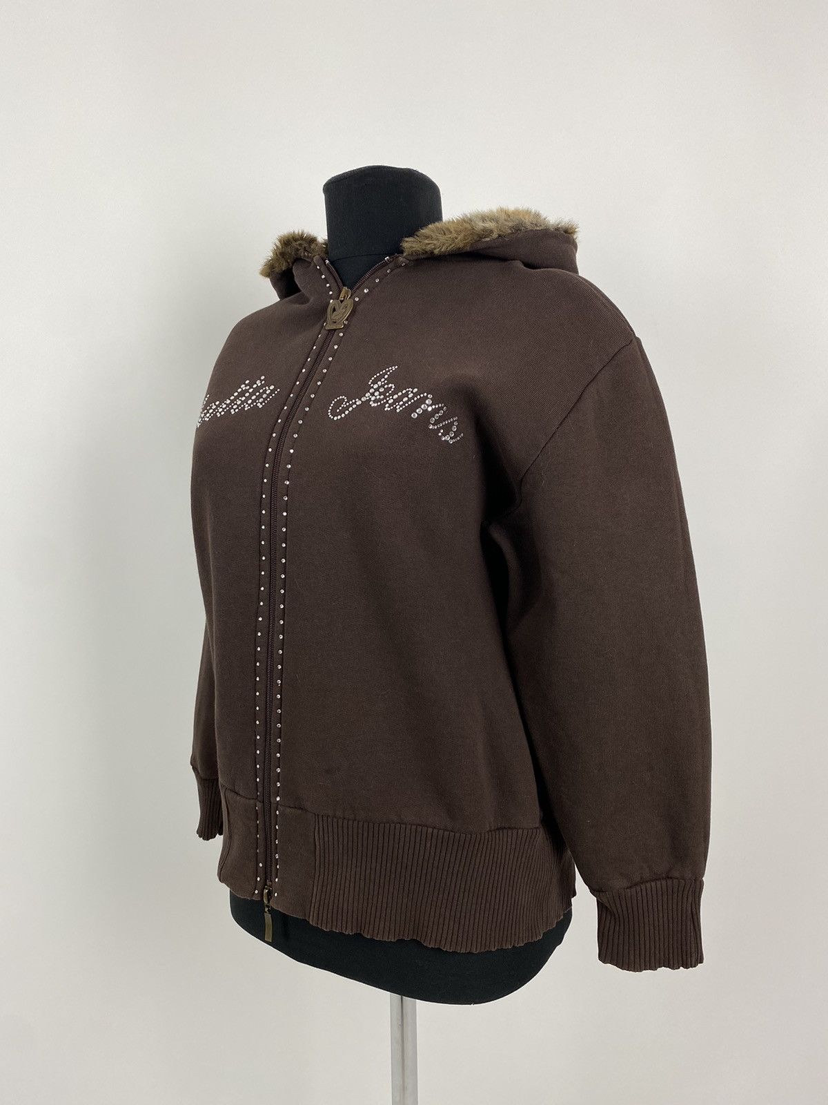 Vintage Y2K Vintage Malta Jeans Rhinestone Logo Faux Fur Boxy Hoodie Size L / US 10 / IT 46 - 9 Thumbnail