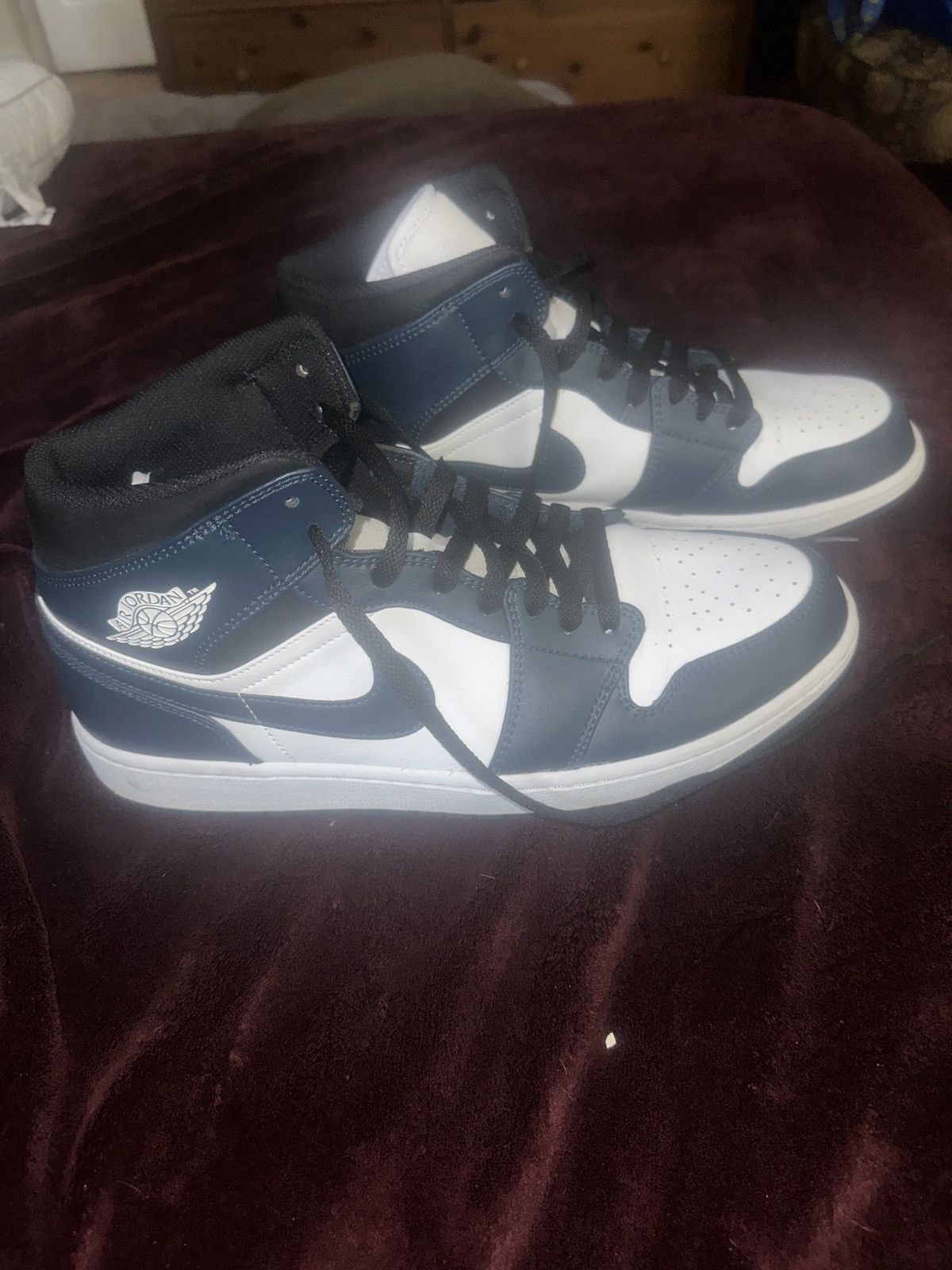 Jordan Brand Air Jordan 1 Mid - “Armory Navy” Size US 12 / EU 45 - 1 Thumbnail