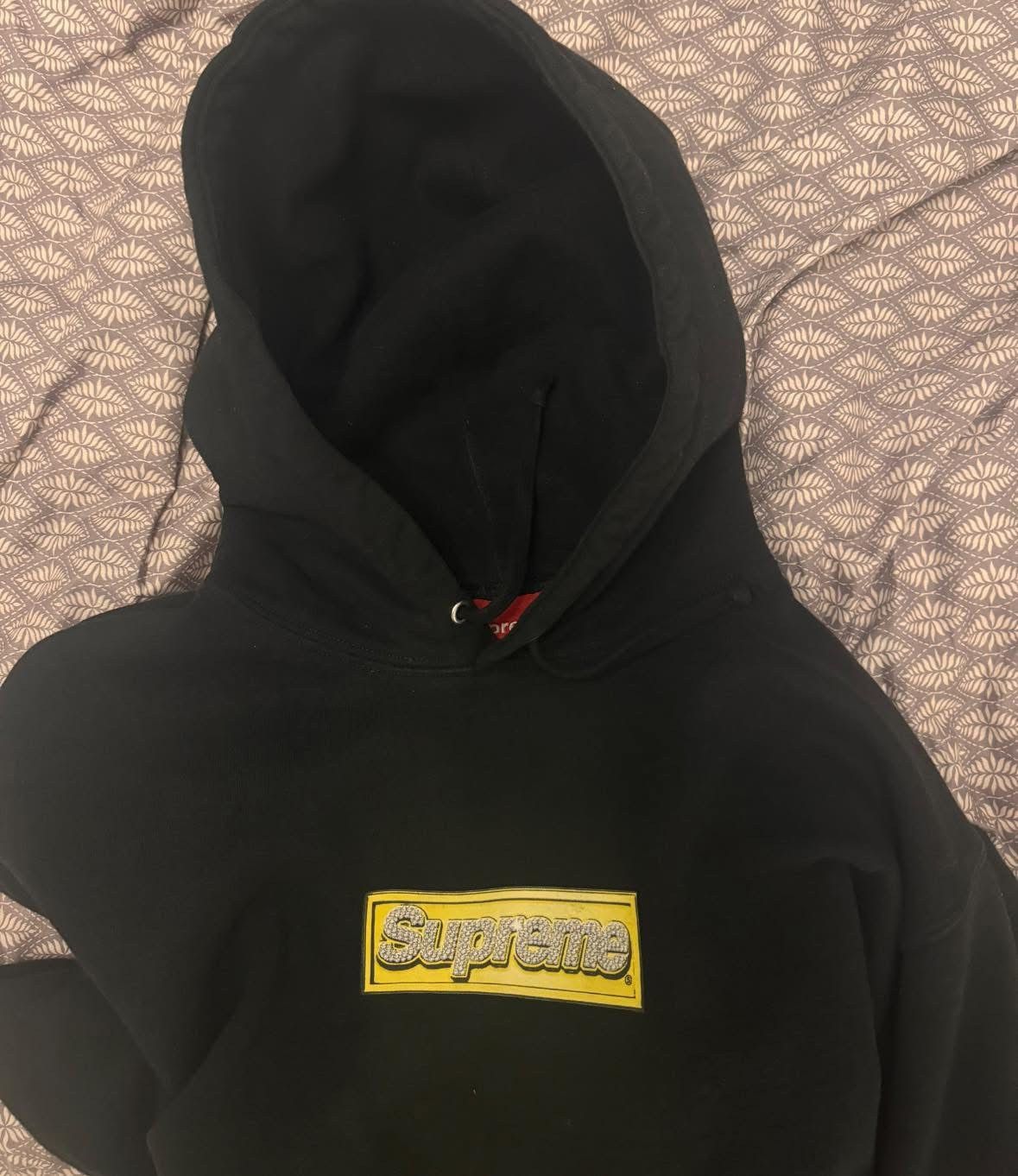Supreme Supreme Bling Box Logo size Medium Size US M / EU 48-50 / 2 - 1 Thumbnail