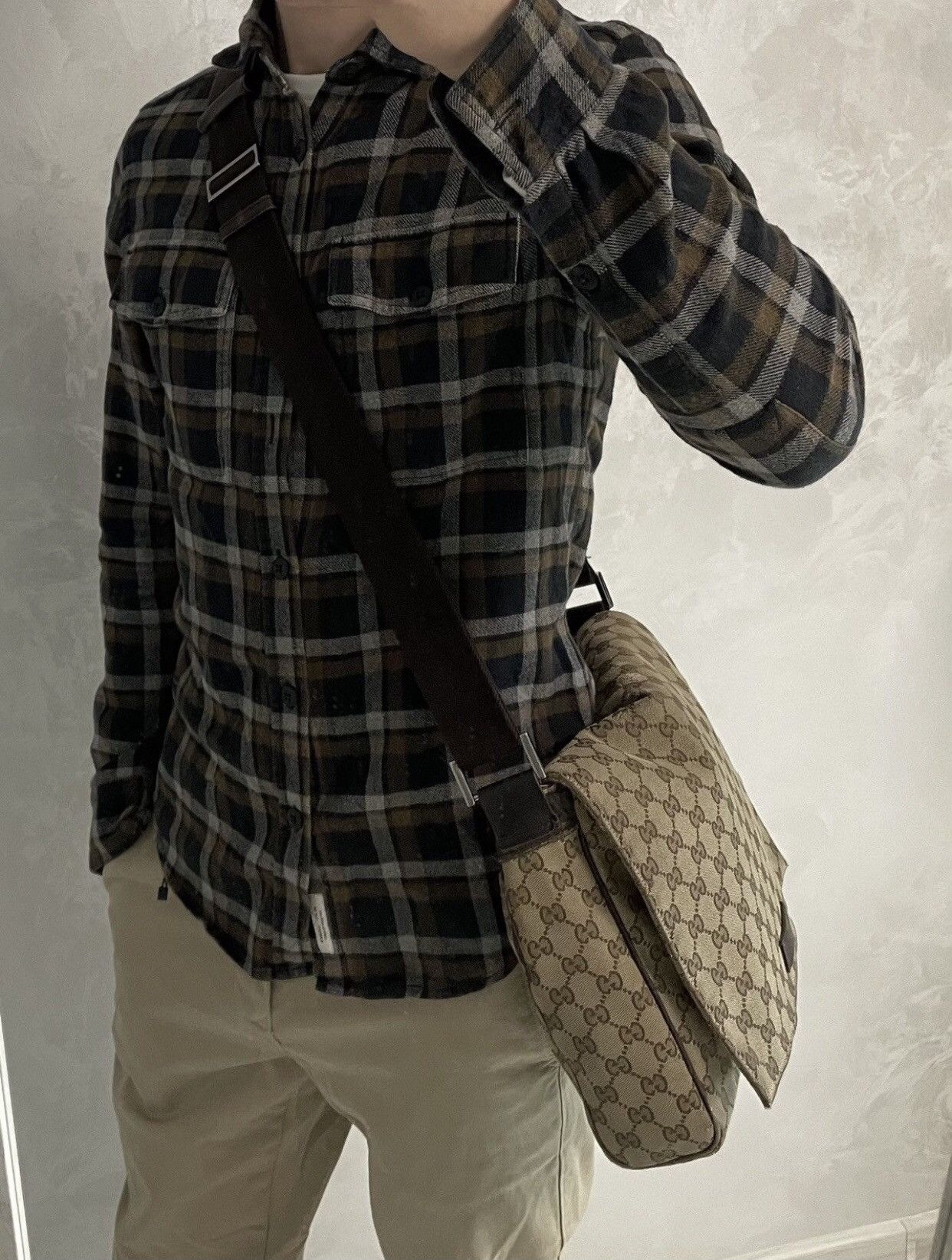 Gucci × Vintage 🔥Gucci vintage Monogram big messenger /shoulder Bag 🔥 Size ONE SIZE - 16 Thumbnail
