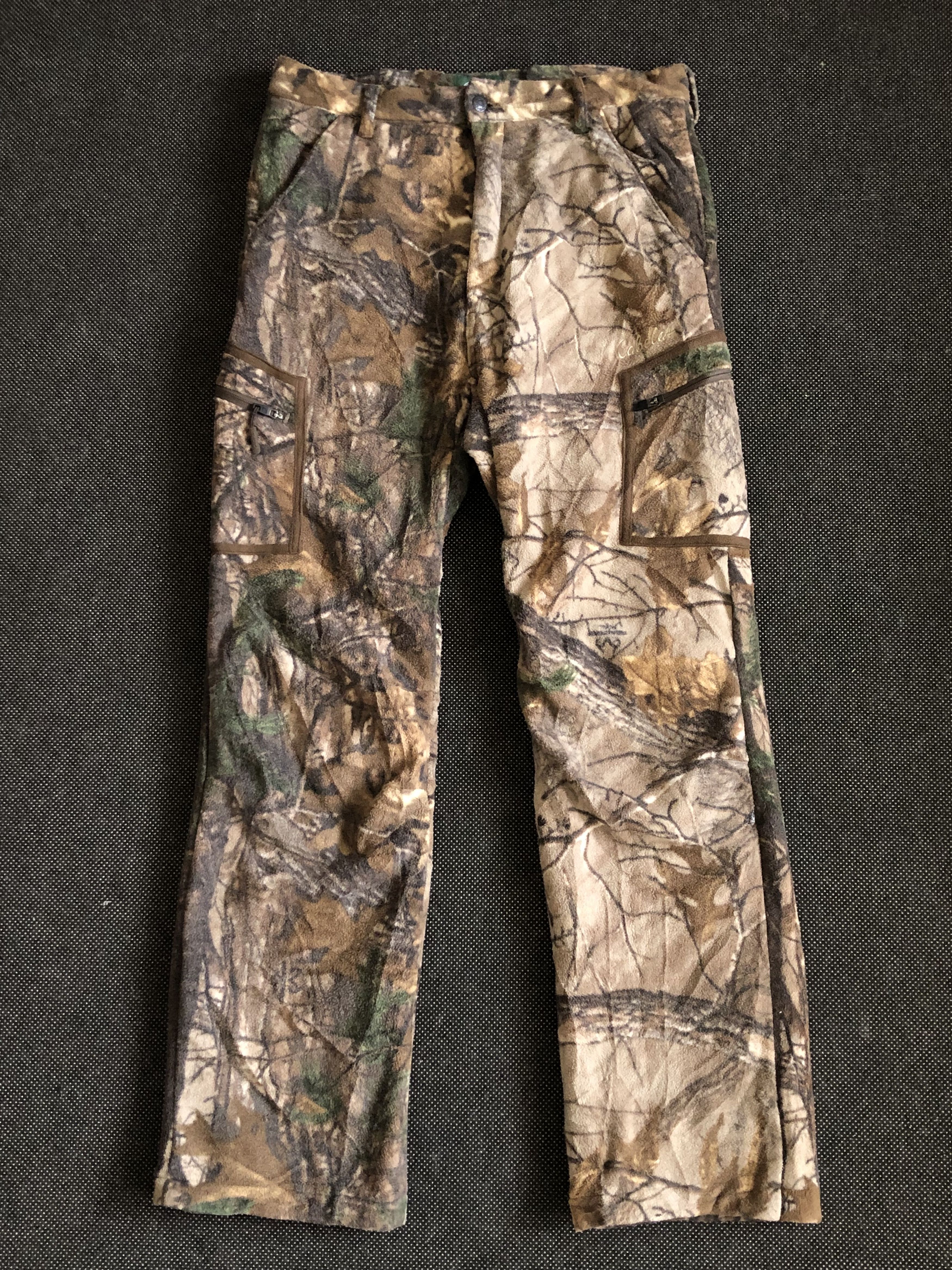 Cabelas × Realtree CABELA’S REAL TREE HUNTING FLEECE CARGO PANTS Size US 35 - 2 Thumbnail