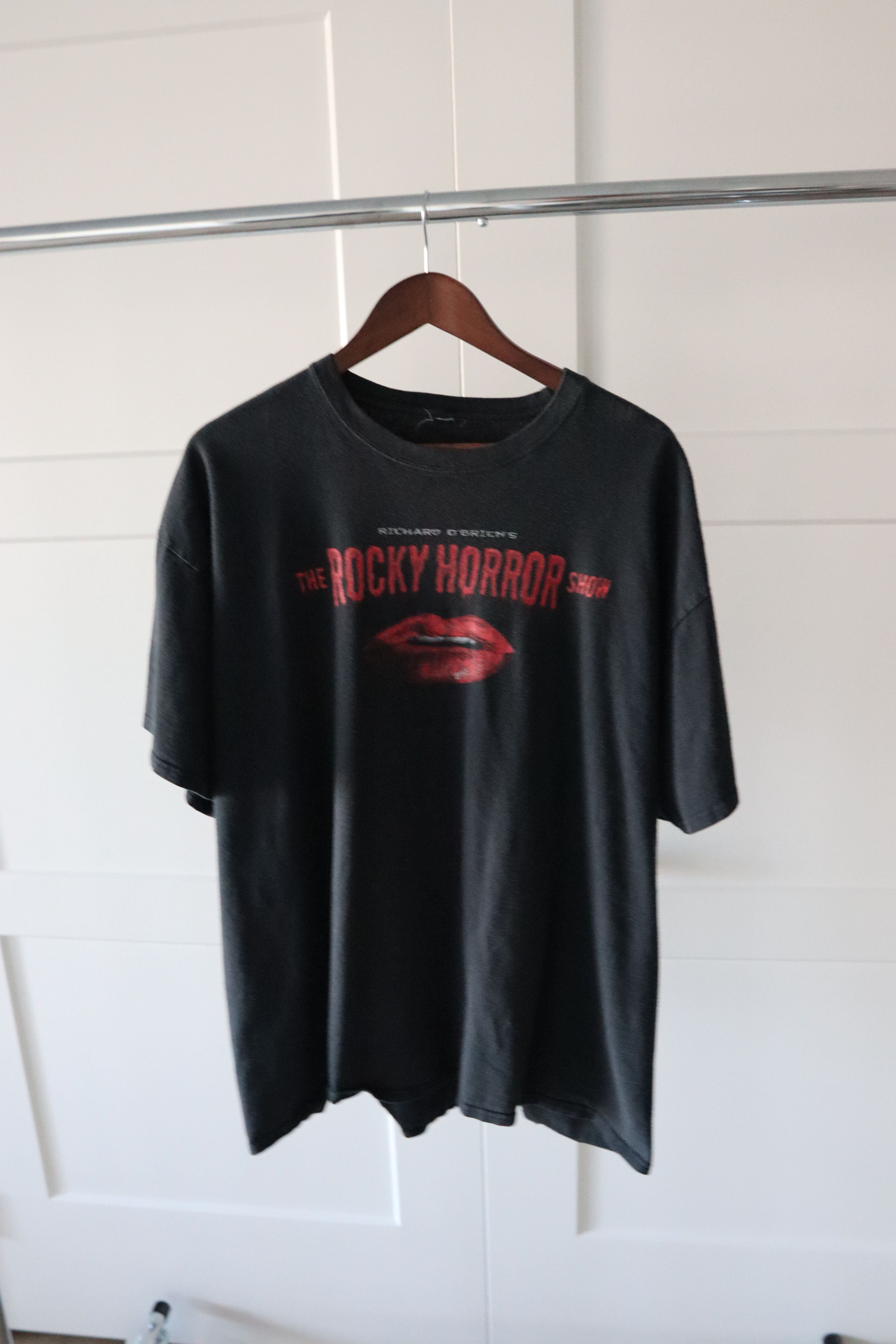 Vintage Vintage Rocky Horror Show Tee (Early 2000s) Size US XL / EU 56 / 4 - 1 Thumbnail