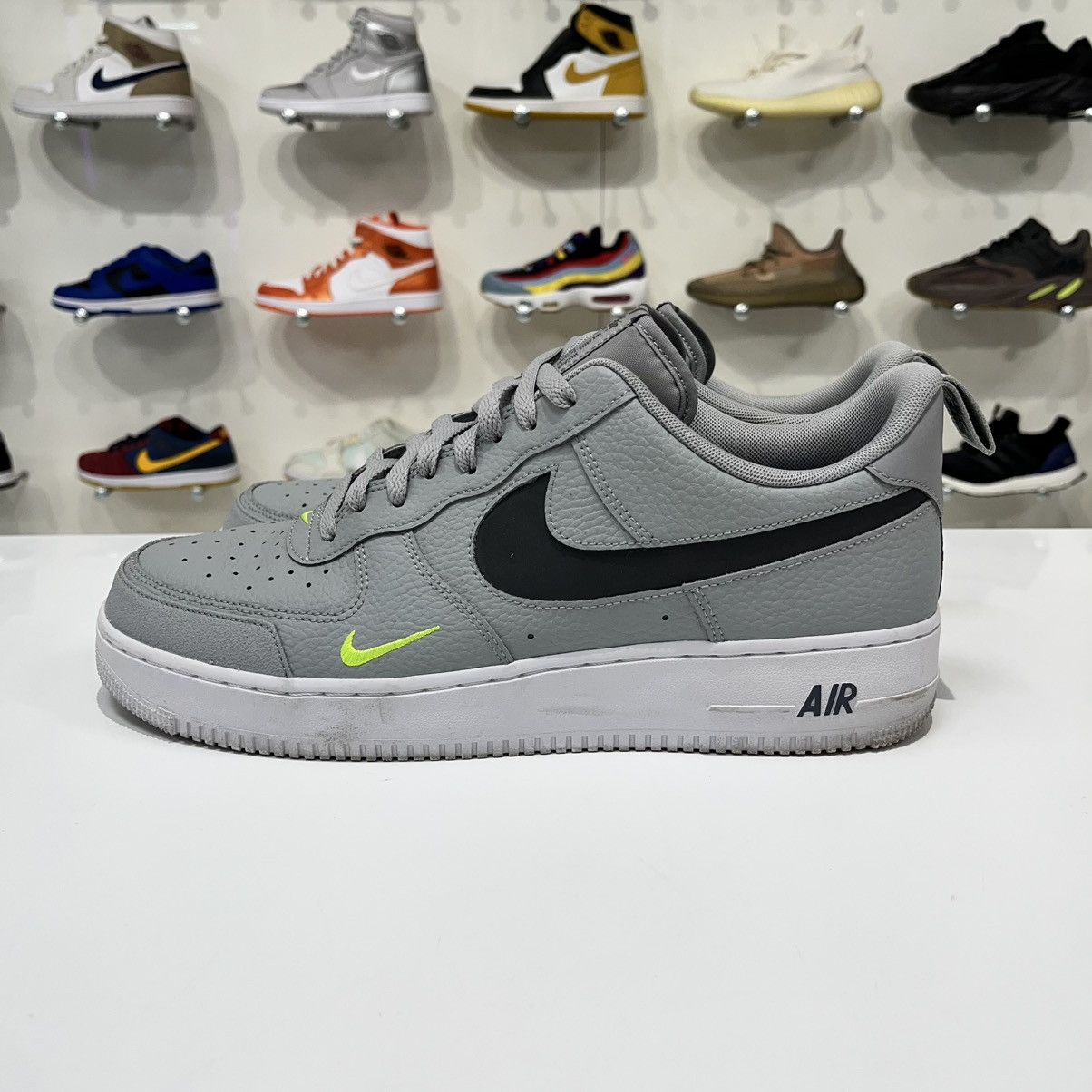 Nike Nike Air Force 1 LV8 Light Smoke Grey Size US 12 / EU 45 - 1 Thumbnail