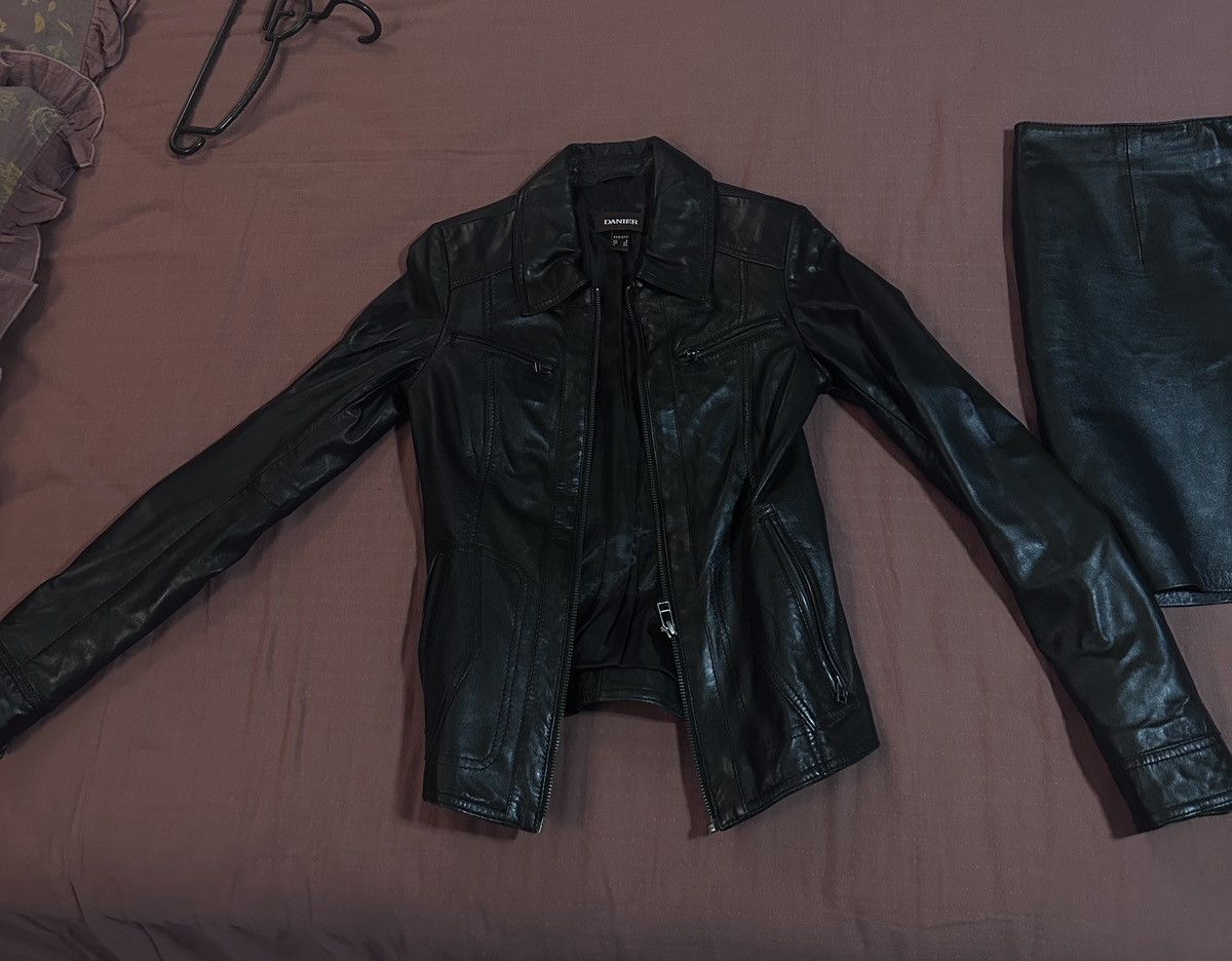 Danier DANIER Women's Black Leather Jacket Size XXS / US 00 / IT 34 - 3 Thumbnail