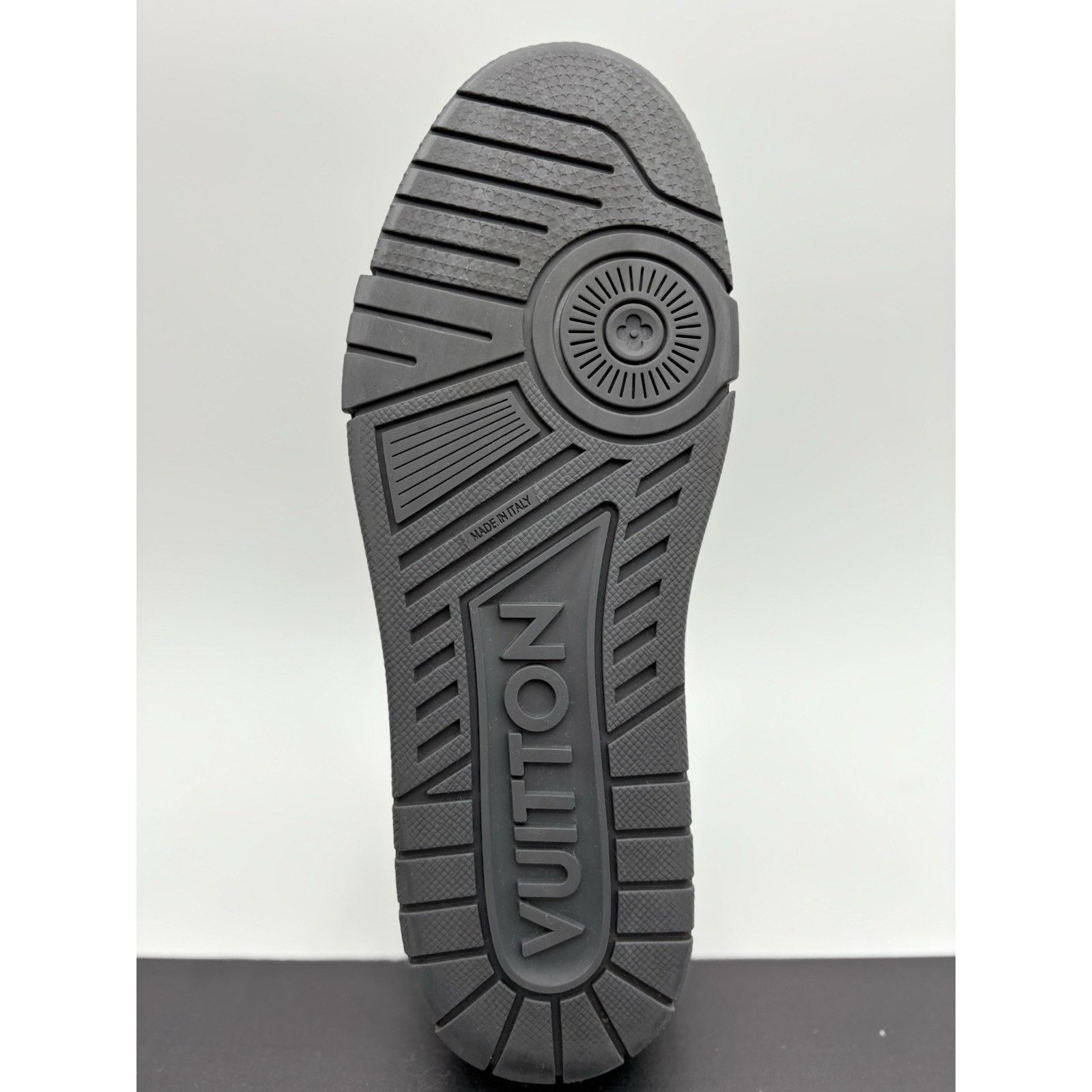 Louis Vuitton Louis Vuitton Maxi Trainer ' Dark Grey ' | SUPER CLEAN! Size US 8.5 / EU 41-42 - 7 Thumbnail