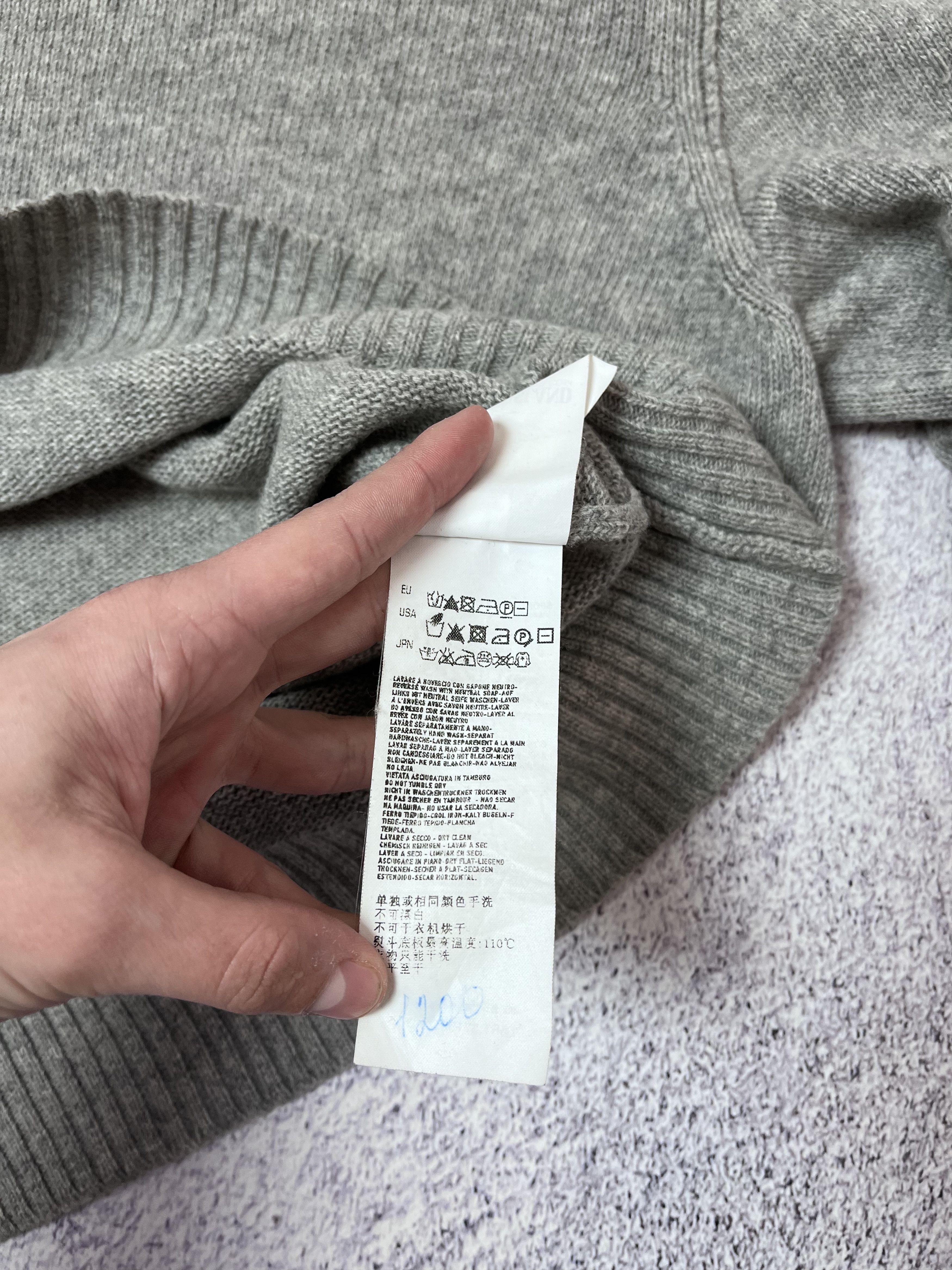 Stone Island × Vintage Vintage men’s sweater Stone Island size M Size US M / EU 48-50 / 2 - 15 Thumbnail