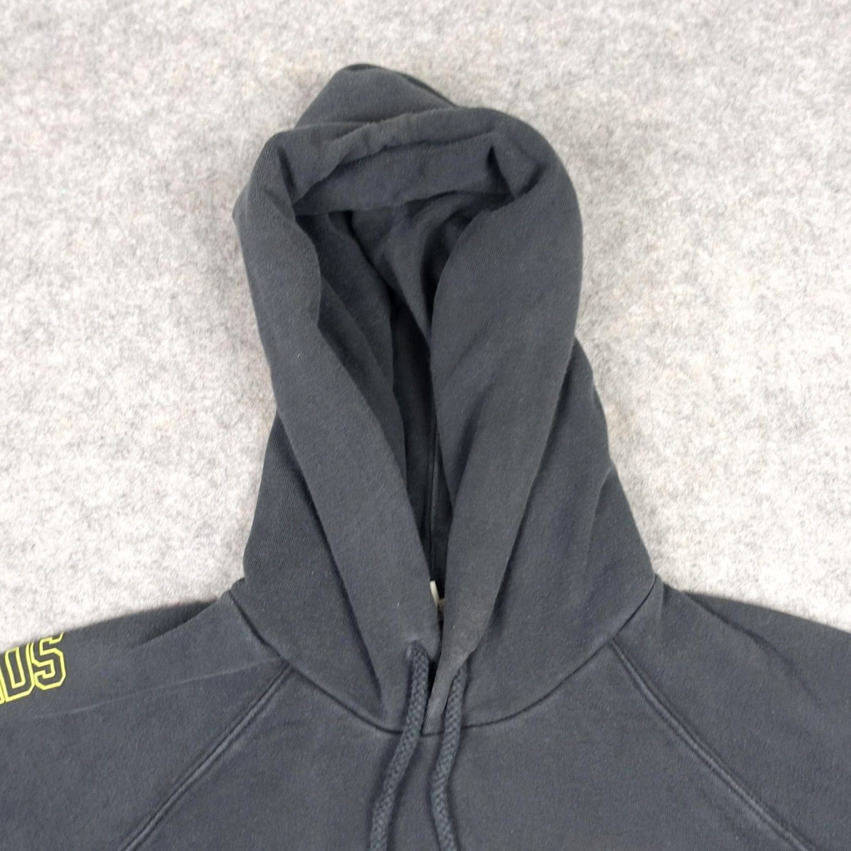 Levi's Levi's Star Wars Hoodie Mens Small Black Pullover Sweatshirt Droids RD D2 Graphic Print Pockets Crewneck Front Logo Size US S / EU 44-46 / 1 - 4 Thumbnail