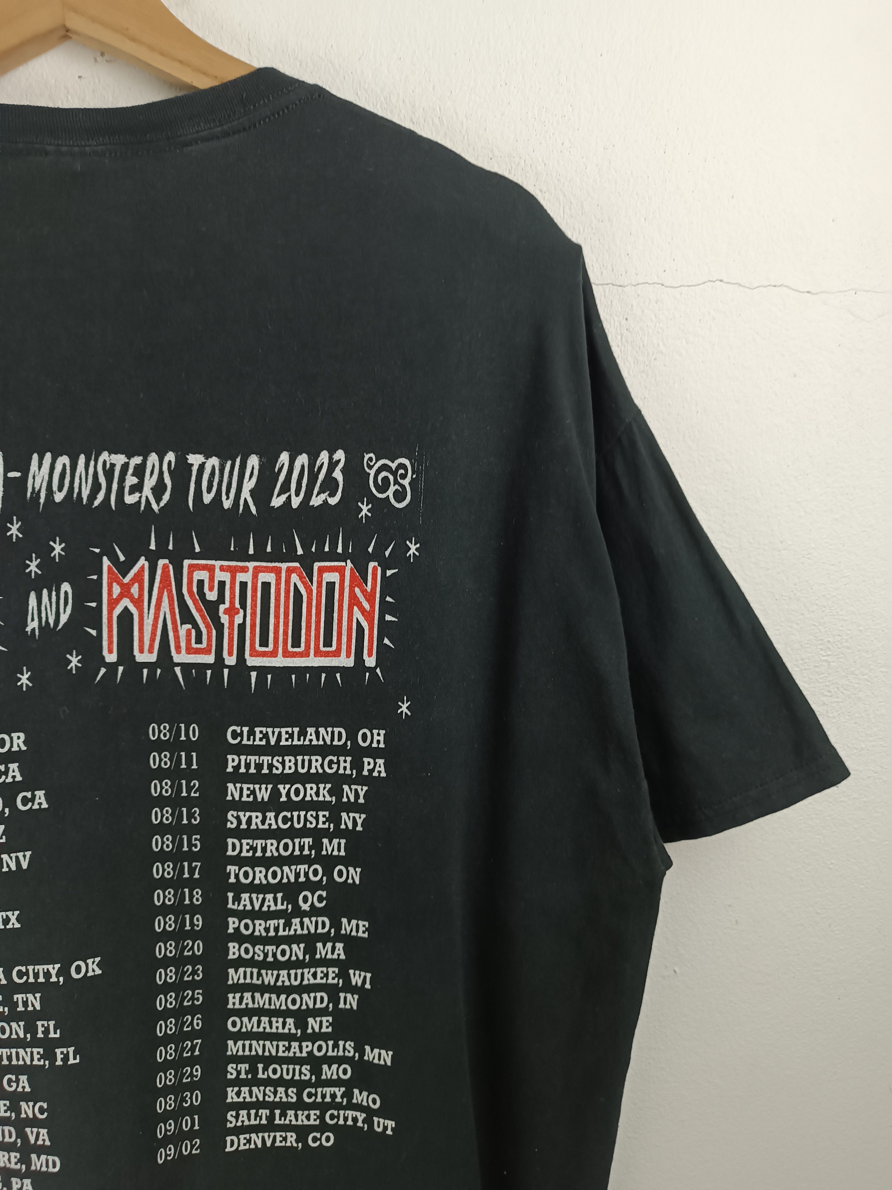 Band Tees VINTAGE GOJIRA & MASTODON MEGA MONSTER TOUR 2023 VERY RARE Size US XL / EU 56 / 4 - 12 Thumbnail