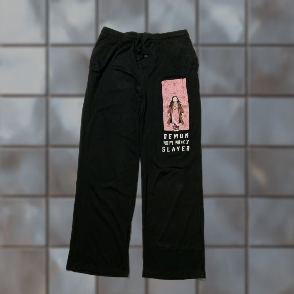 Vintage VINTAGE BoxLunch Demon Slayer Kimetsu No Yaiba Nezuko Kamado Anime Manga Pants 2XL Men's Black Lounge Size US 39 - 1 Thumbnail