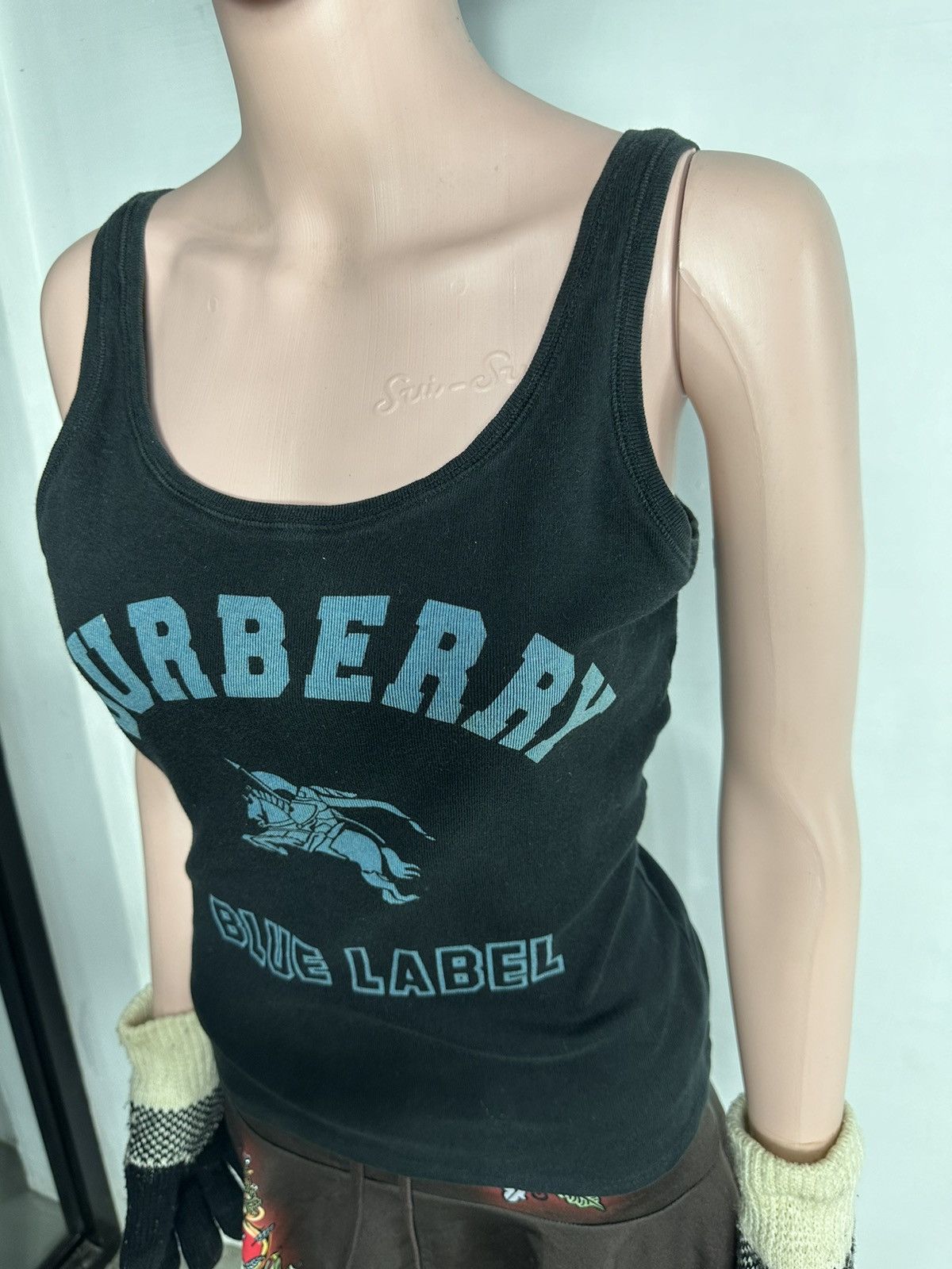 Burberry × Vintage Burberry Blue Label Sleeveless Big Logo Design Size XS / US 0-2 / IT 36-38 - 3 Thumbnail