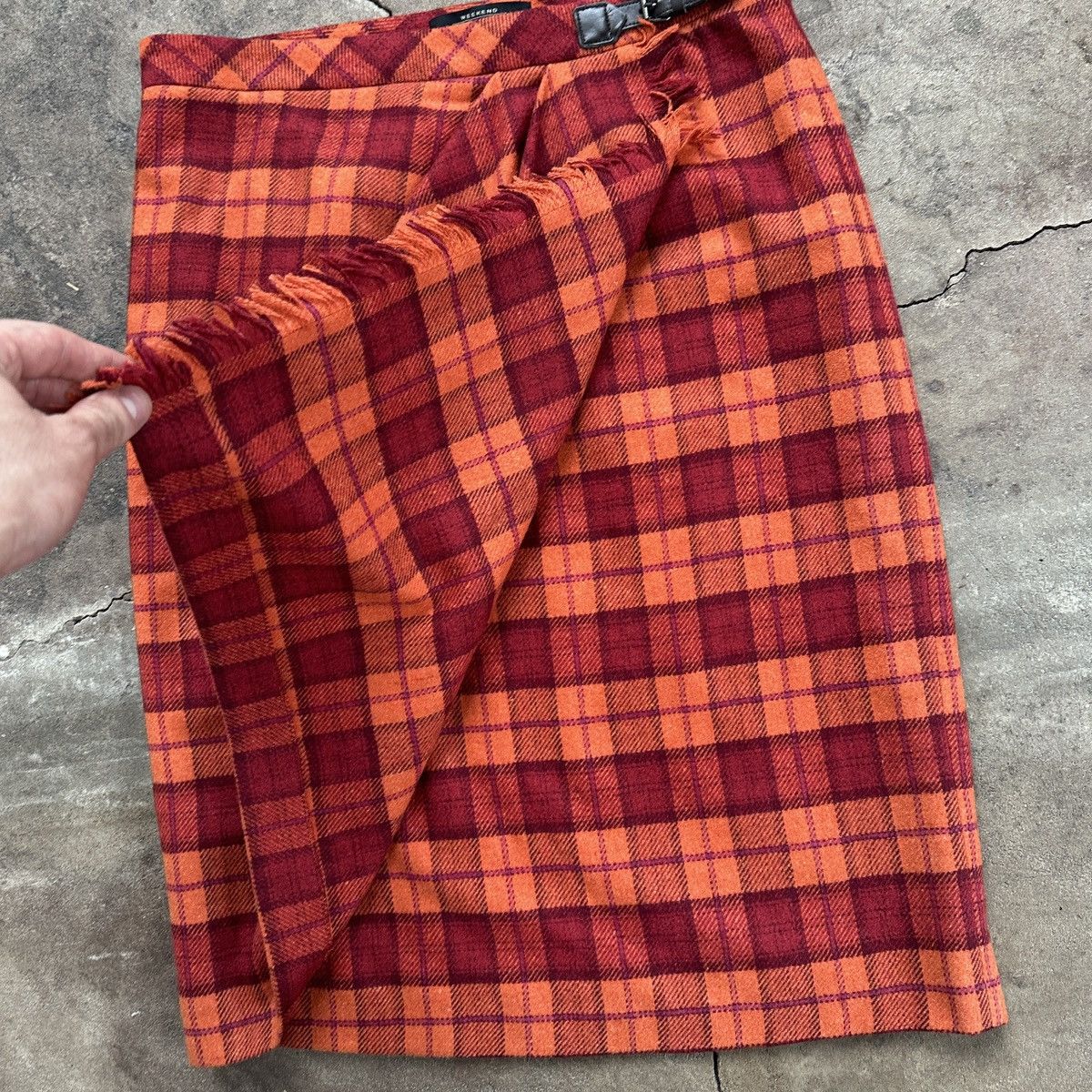 Max Mara × Weekend Max Mara Vintage Max Mara Weekend Lana Wool Plaid Skirt Size 32" / US 10 / IT 46 - 4 Thumbnail