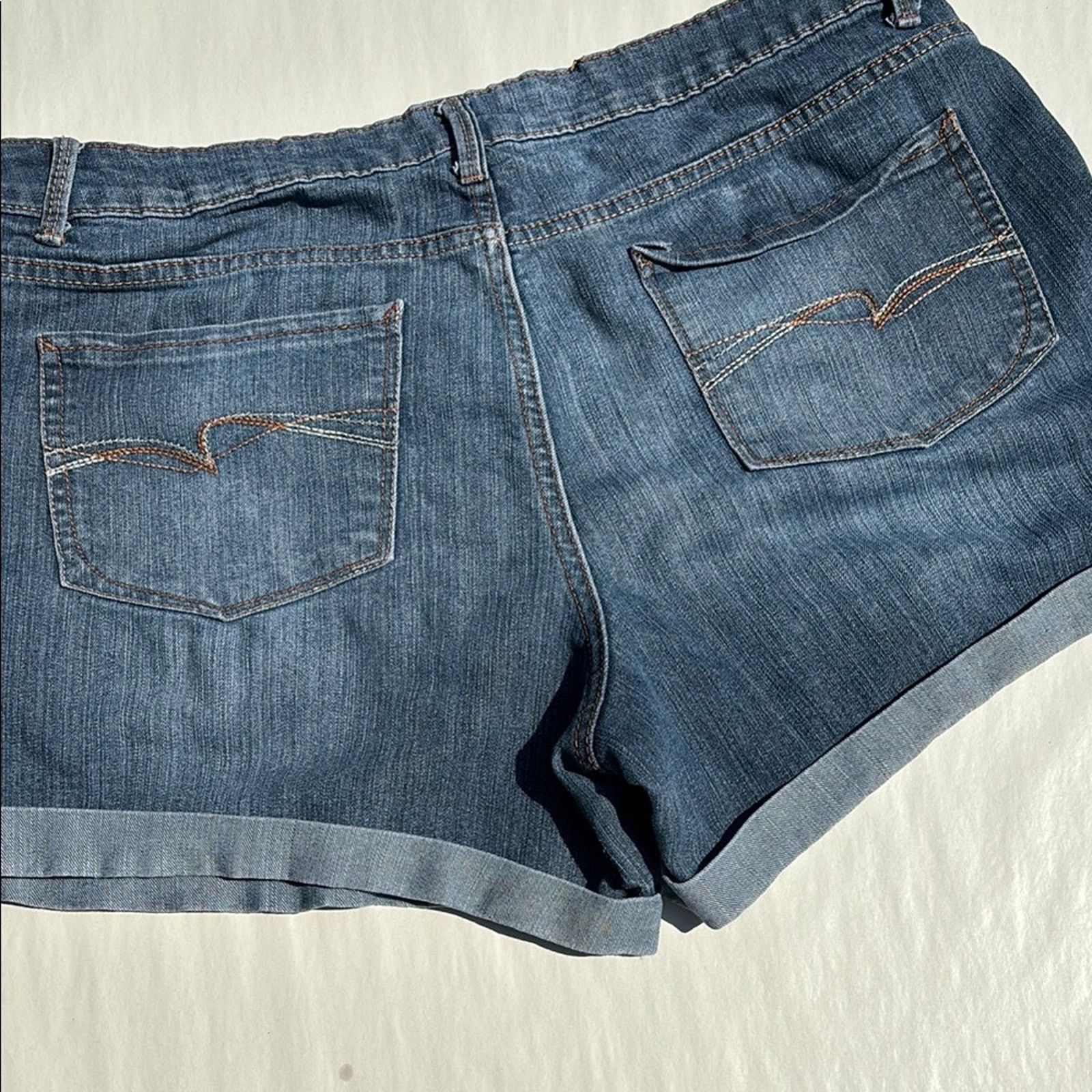 Faded Glory Faded Glory Classic Blue Jean Shorts Size 16 Size 38" / US 16 / IT 52 - 3 Thumbnail