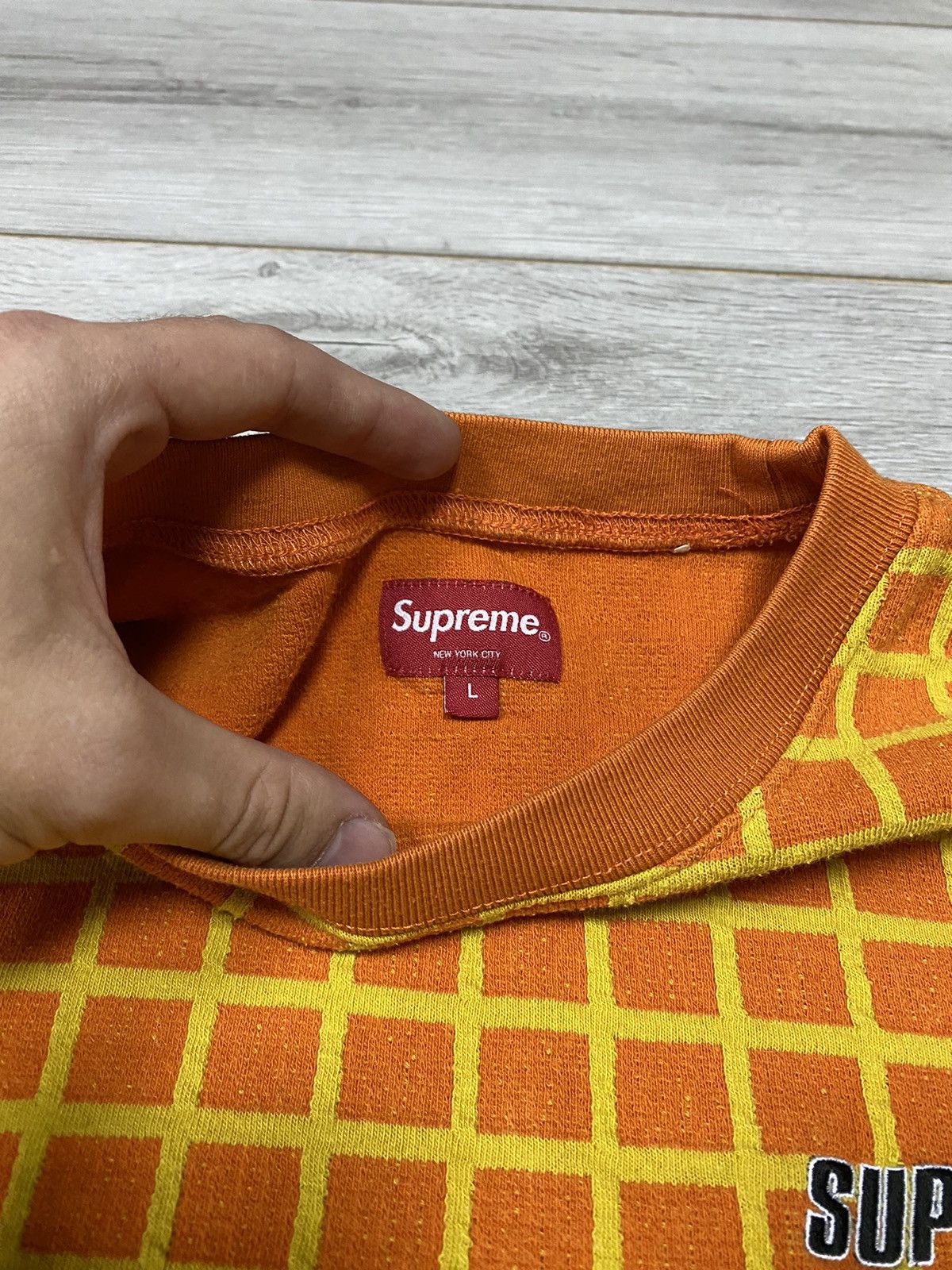 Supreme Supreme mesh check heavy weight tight t-shirt Size US L / EU 52-54 / 3 - 3 Thumbnail