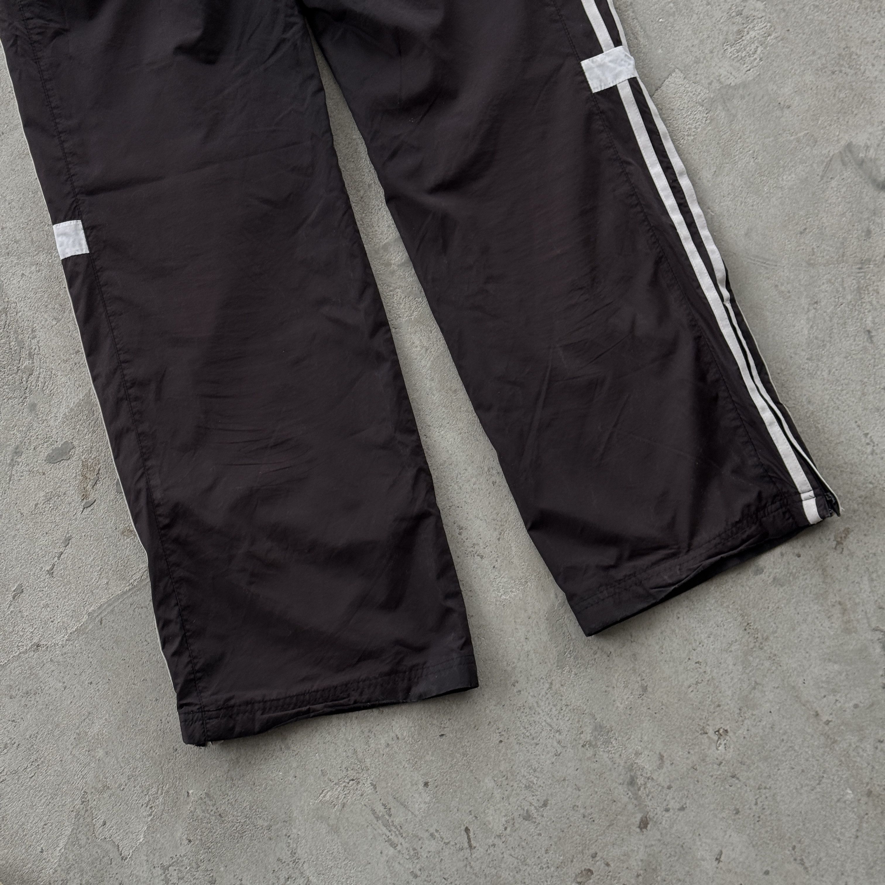 Adidas Vintage 00s Adidas Nylon Track Pants Size 30" / US 8 / IT 44 - 6 Thumbnail