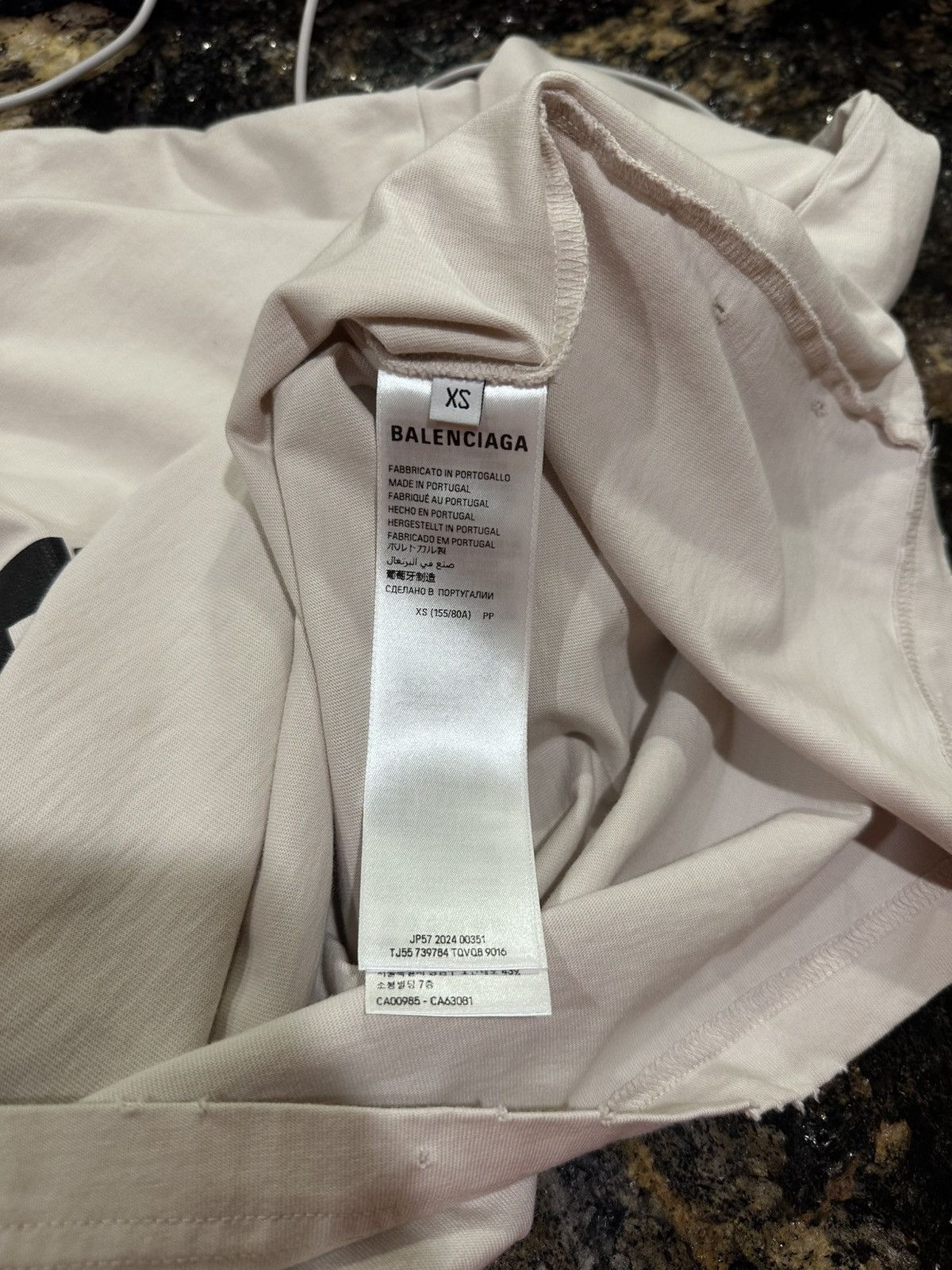 Balenciaga Balenciaga Distressed Type Black Duct Tape Logo White Tee Size US XS / EU 42 / 0 - 14 Thumbnail