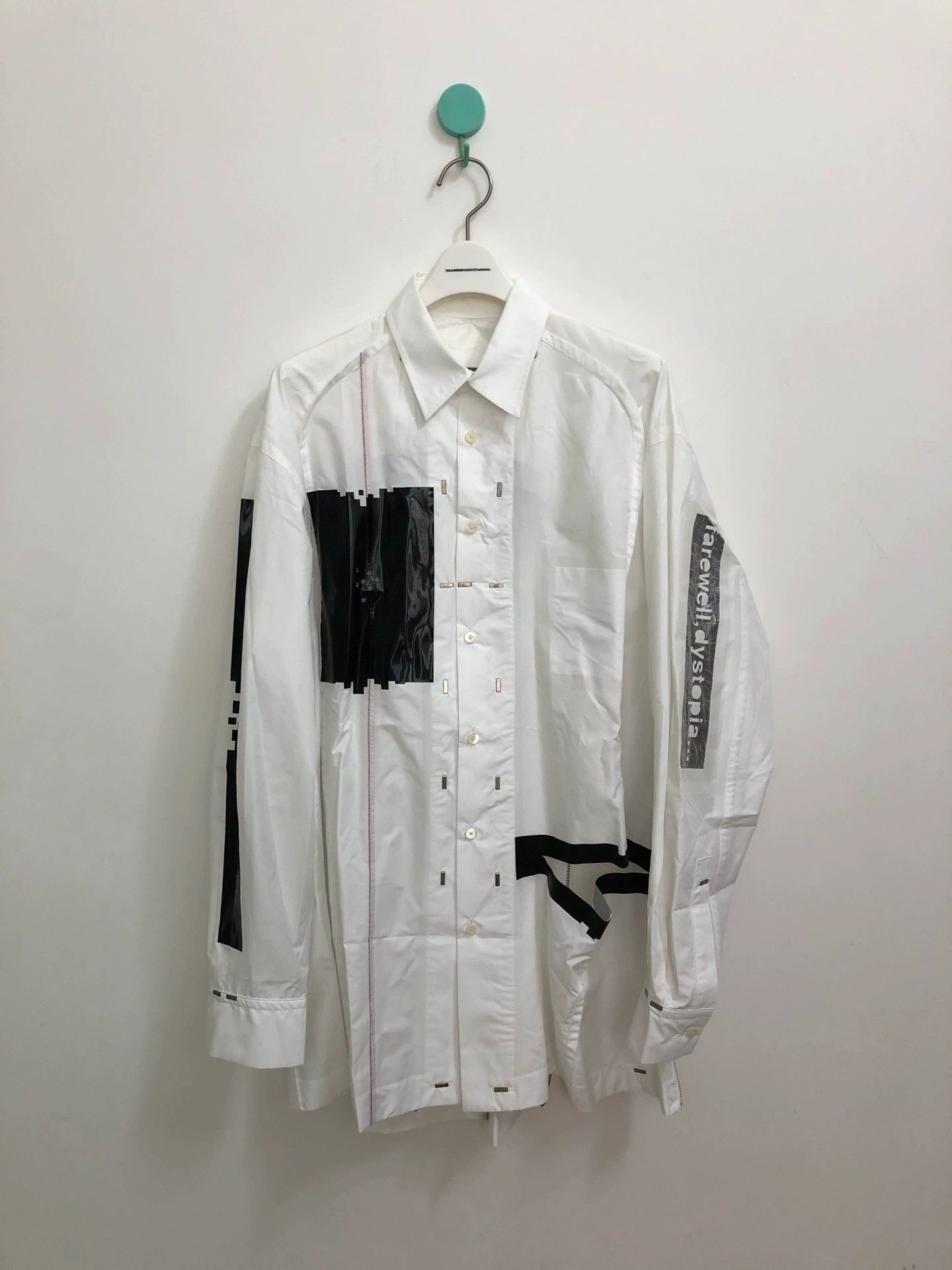 Takahiromiyashita The Soloist. TMTTS lightweight pullover shirt size 44 (O/S) sleeve spot Size US S / EU 44-46 / 1 - 1 Thumbnail