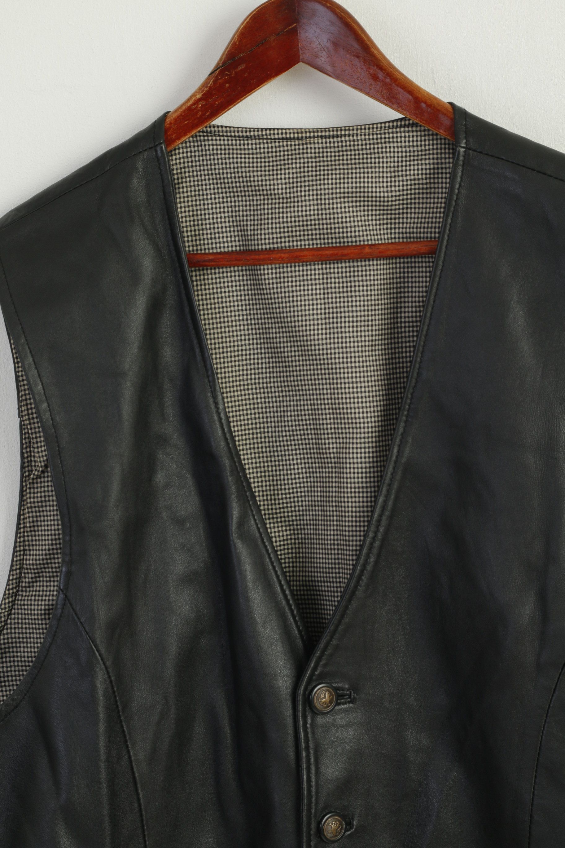 Vintage Vintage Men XL Waistcoat Black Soft Leather 8822 Size US XL / EU 56 / 4 - 2 Thumbnail