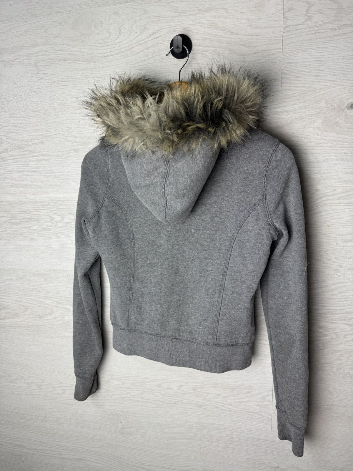 Abercrombie & Fitch Abercrombie & Fitch Fur Hood Hoodie Women’s Size S / US 4 / IT 40 - 8 Thumbnail